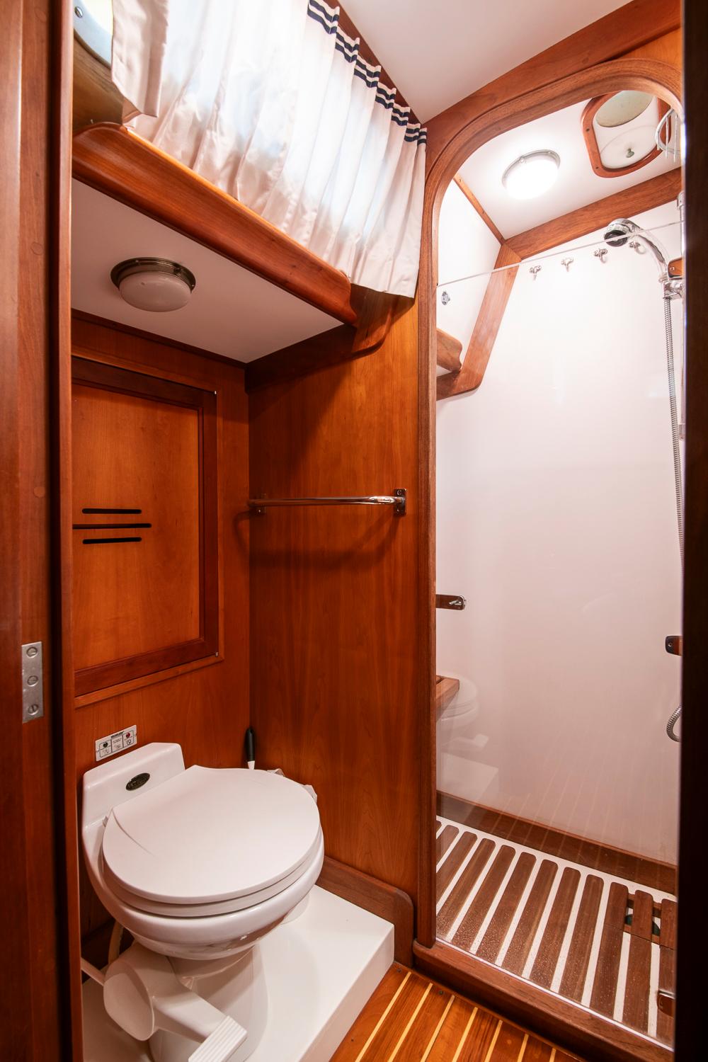 Hinckley-Souwester 51 1993-REGULUS CT-US-9755531 | Thumbnail