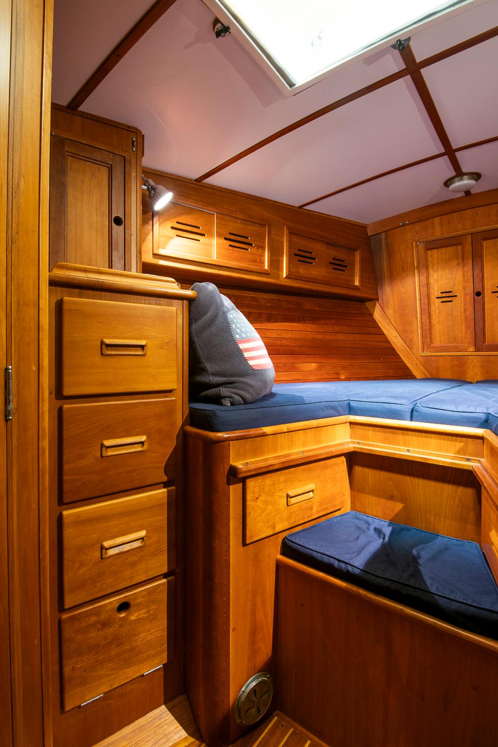 Hinckley-Souwester 51 1993-REGULUS CT-US-9755531 | Thumbnail