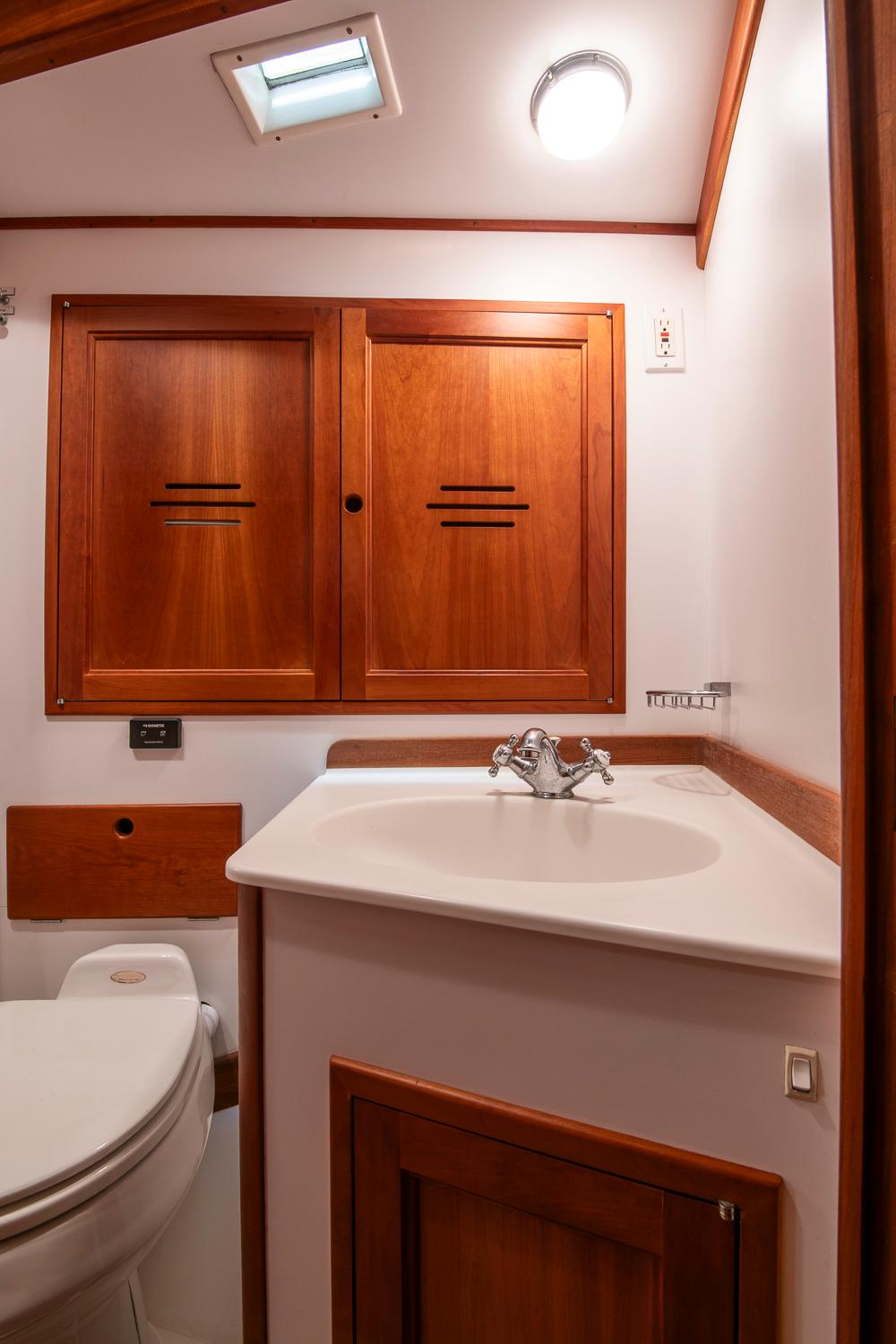 Hinckley-Souwester 51 1993-REGULUS CT-US-9755531 | Thumbnail