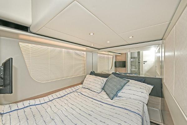 62' Absolute, Listing Number 100913131, - Photo No. 54