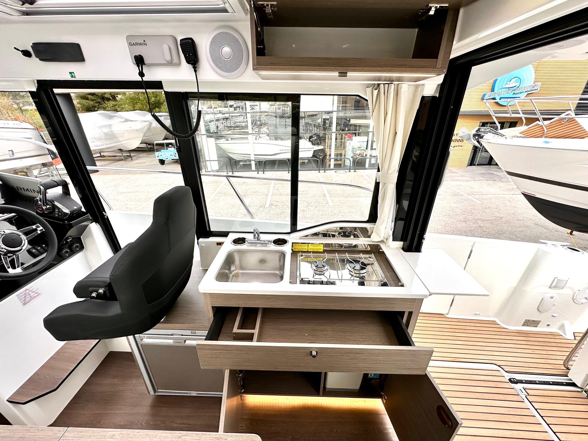 Jeanneau Merry Fisher 895