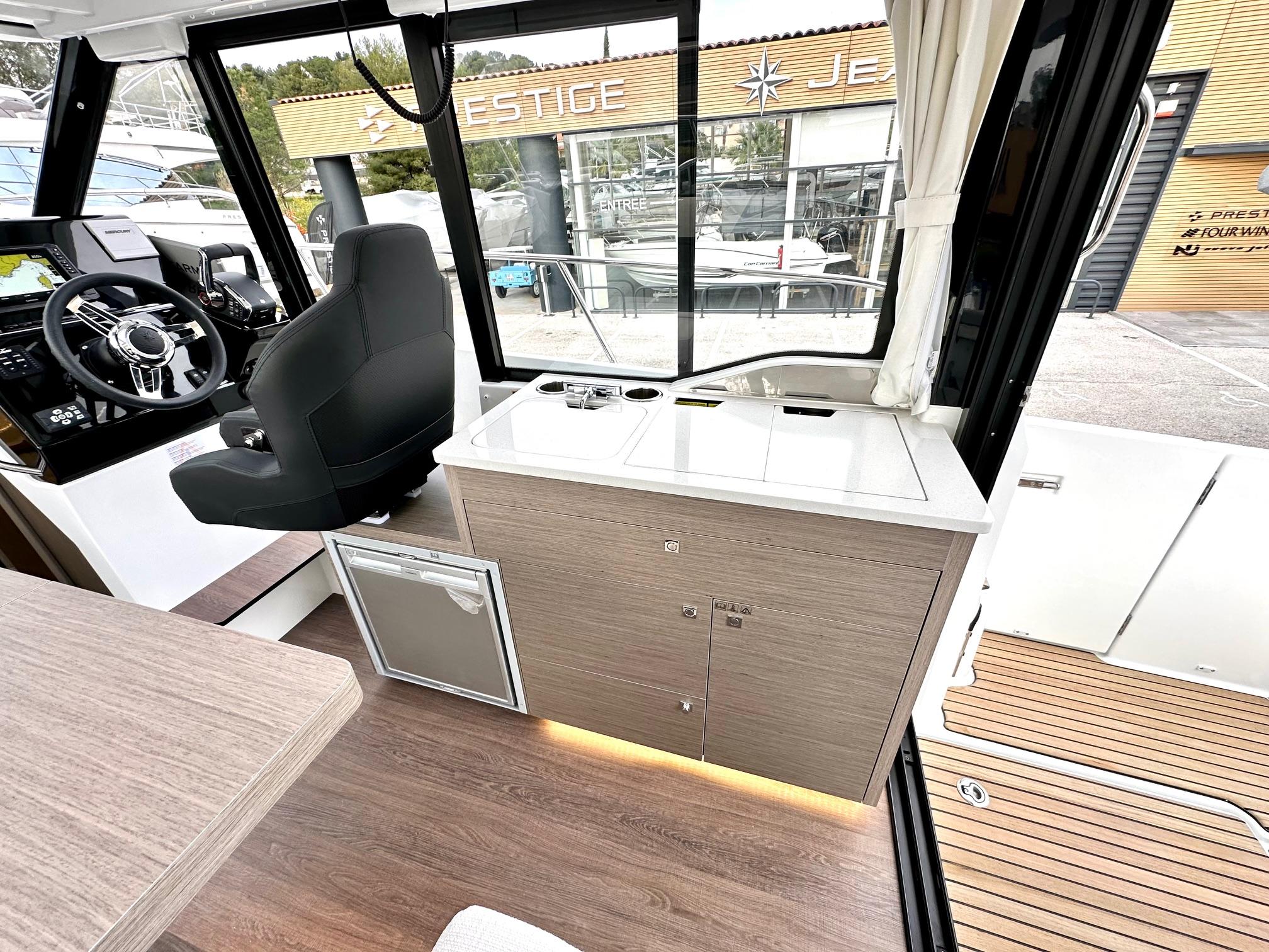 Jeanneau Merry Fisher 895