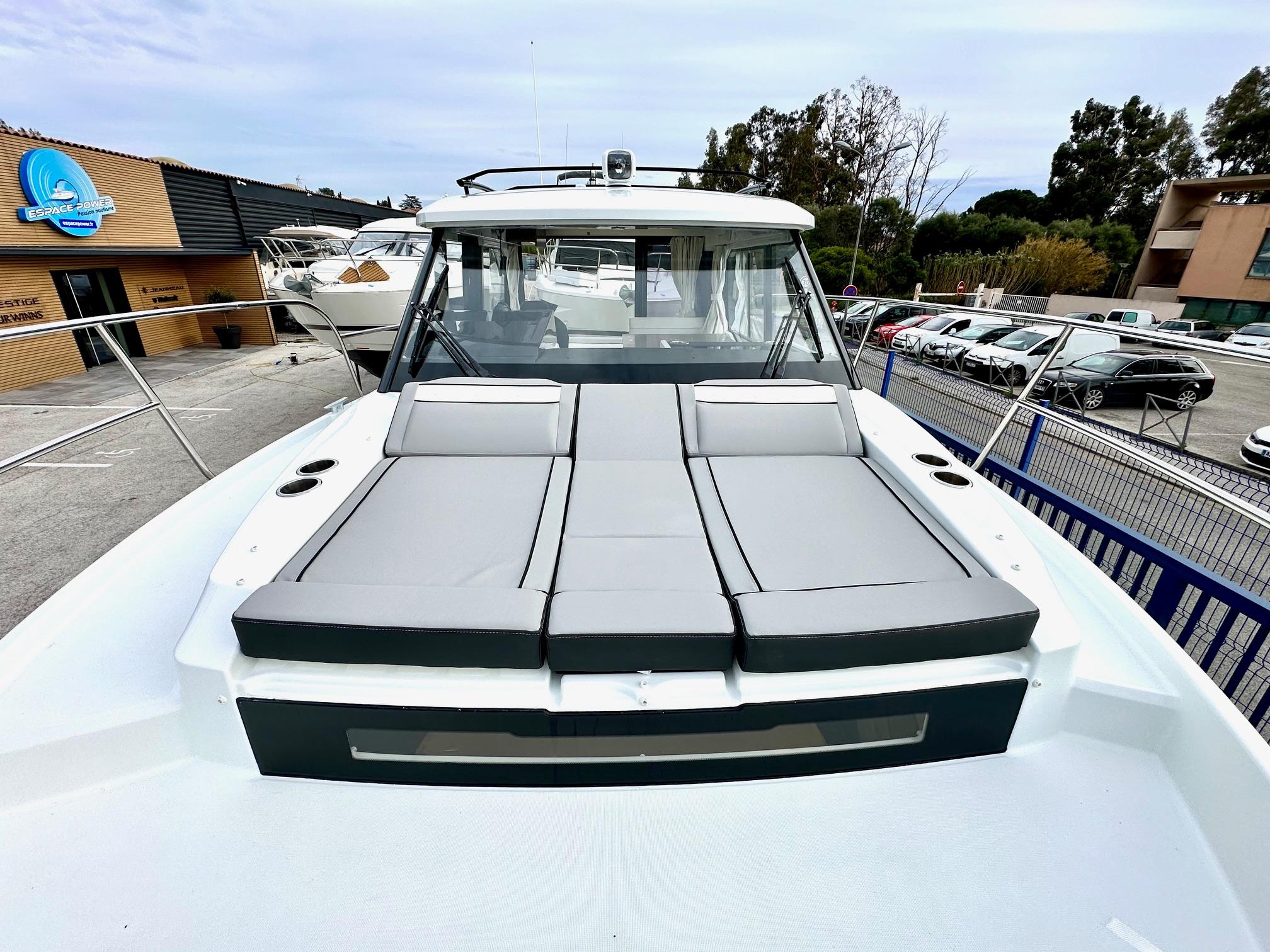 Jeanneau Merry Fisher 895