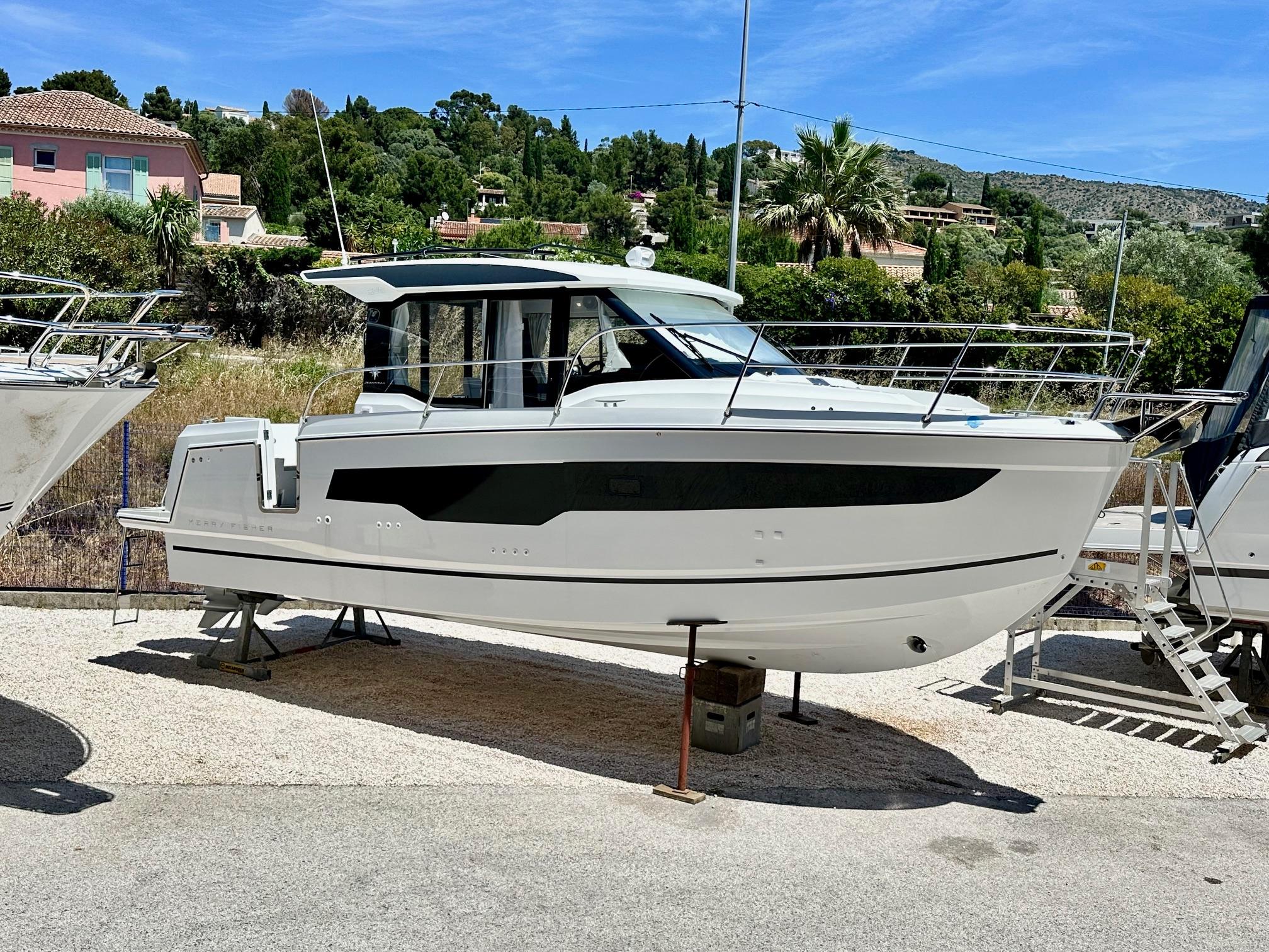 Jeanneau Merry Fisher 895