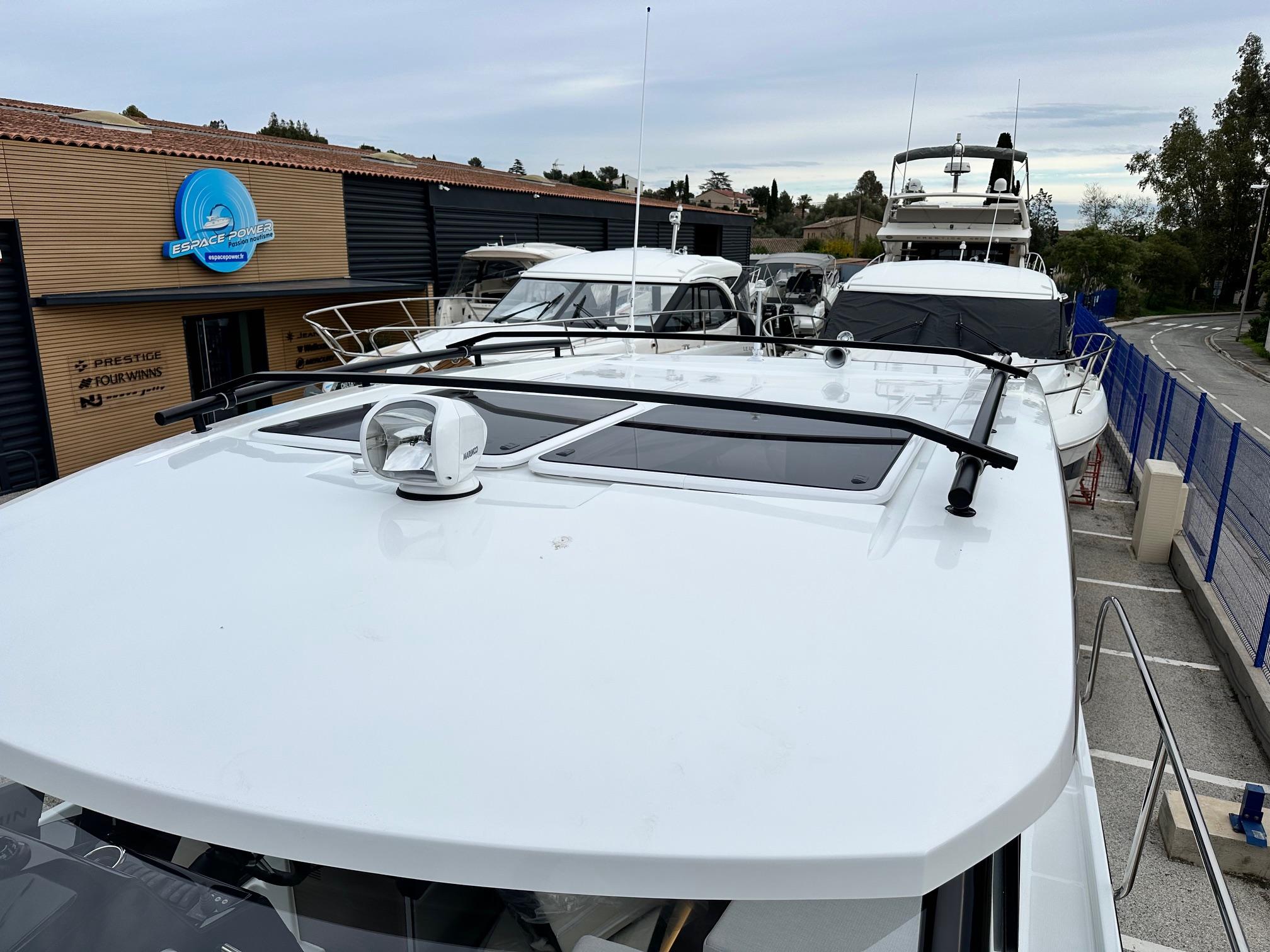 Jeanneau Merry Fisher 895