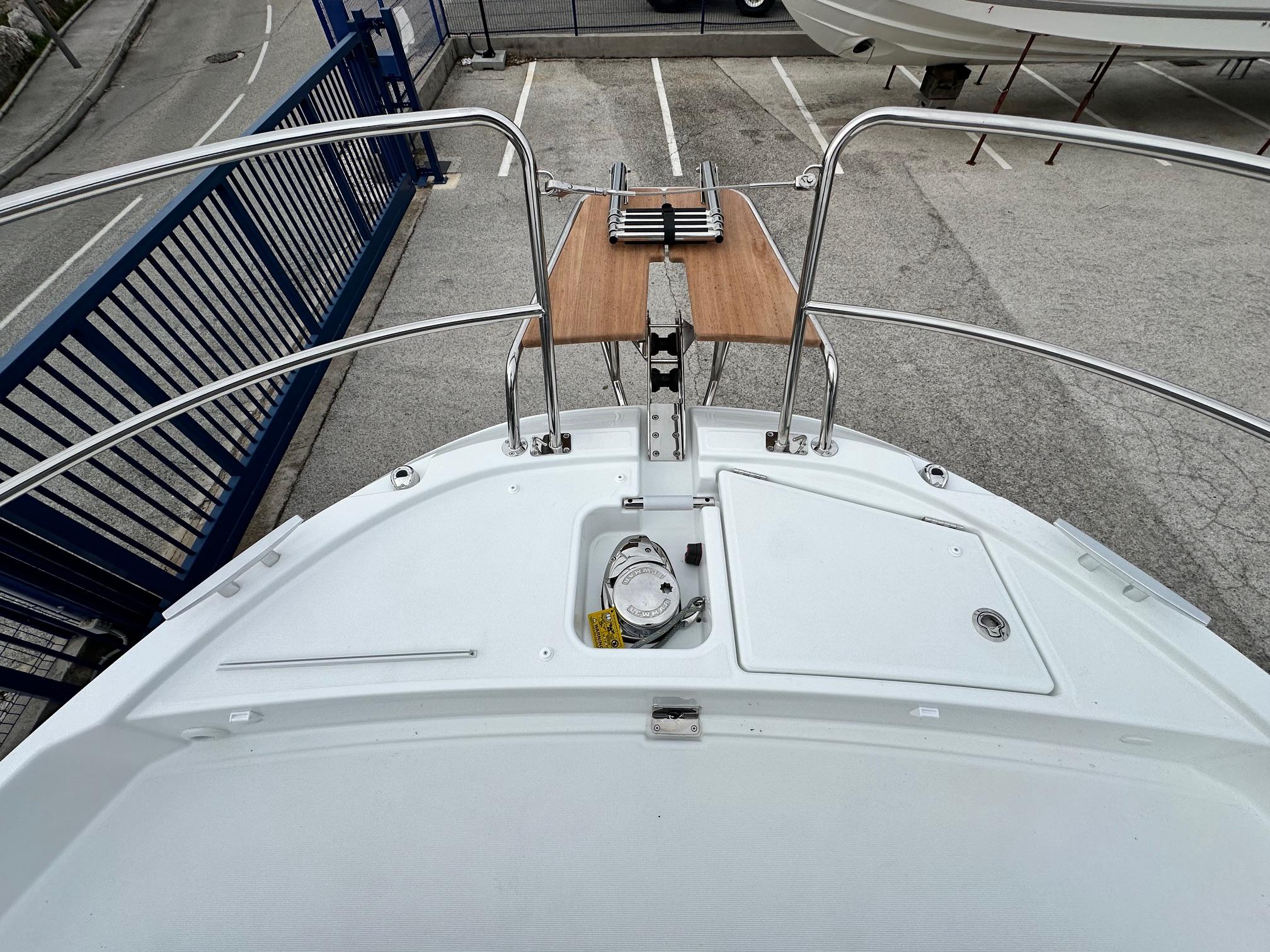 Jeanneau Merry Fisher 895