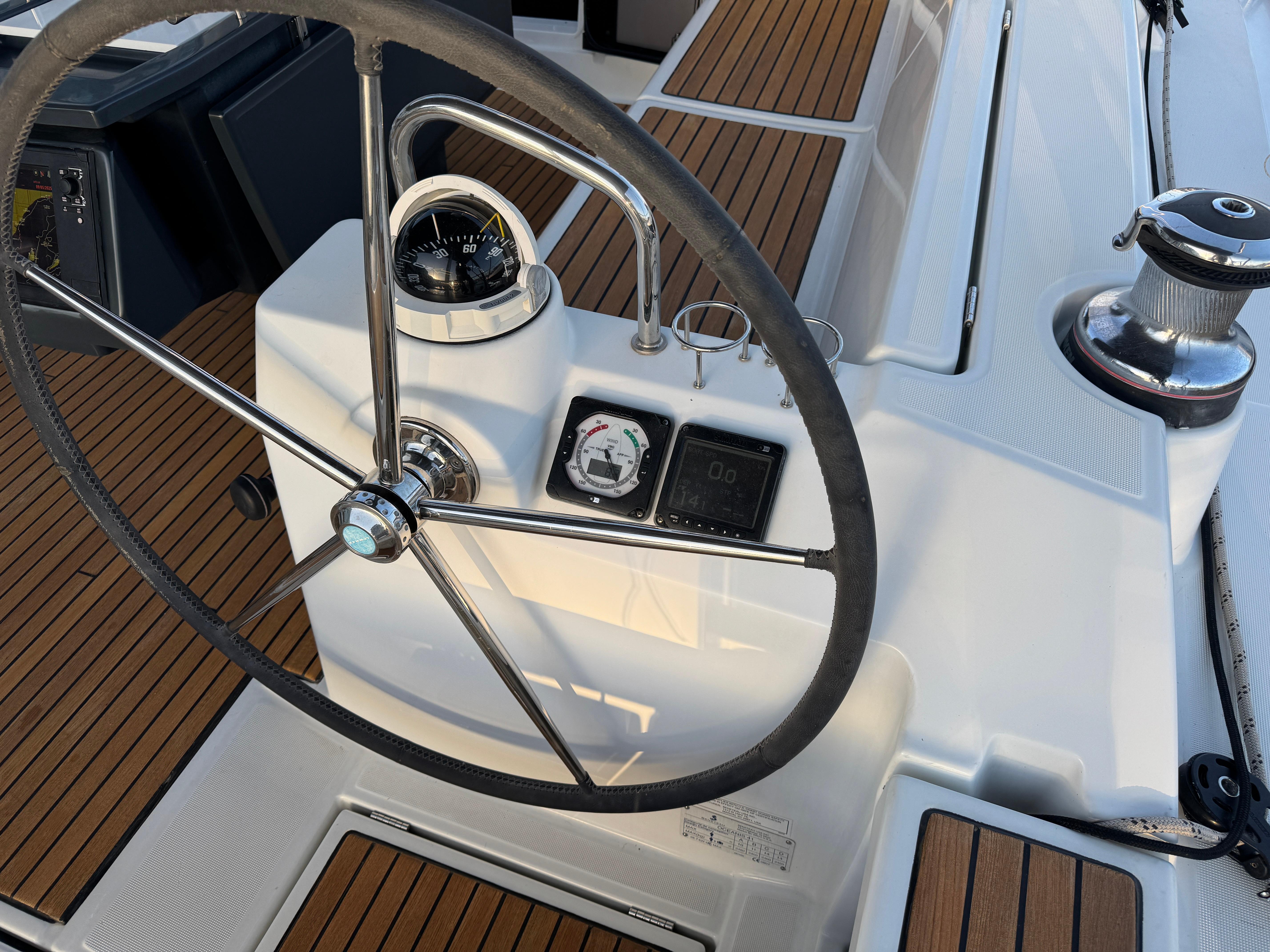 Yacht Photos Pics