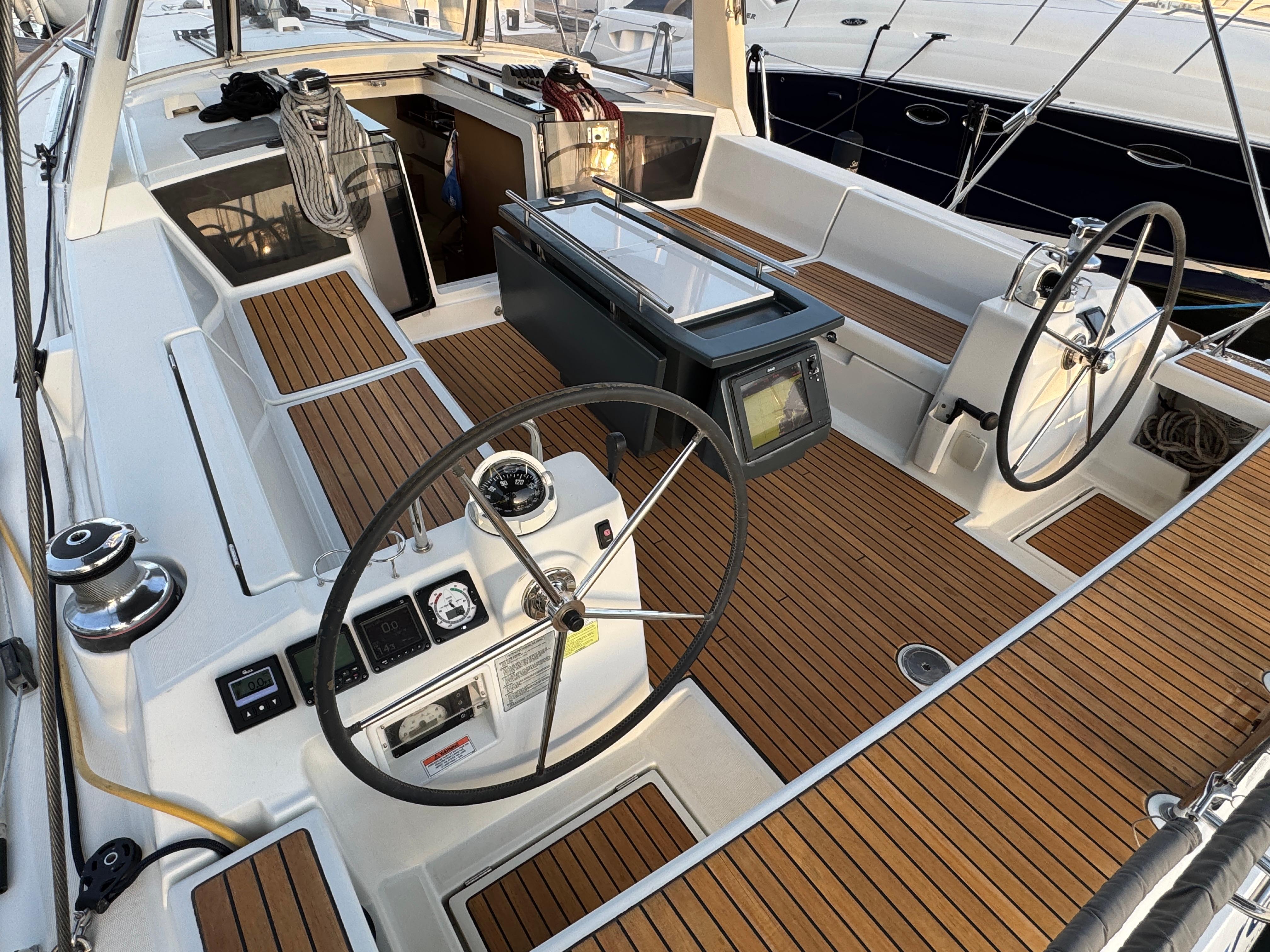 Yacht Photos Pics