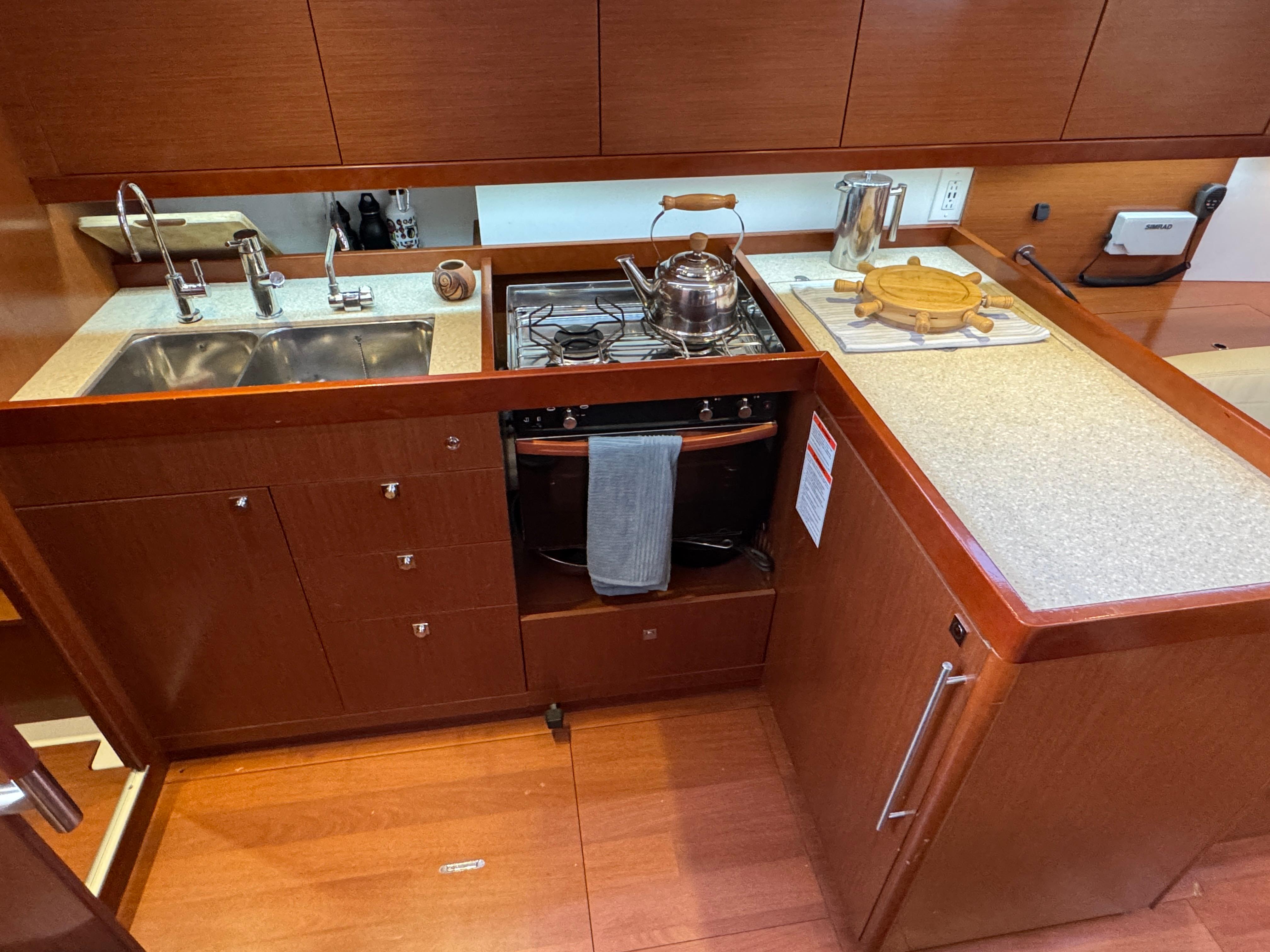 Yacht Photos Pics