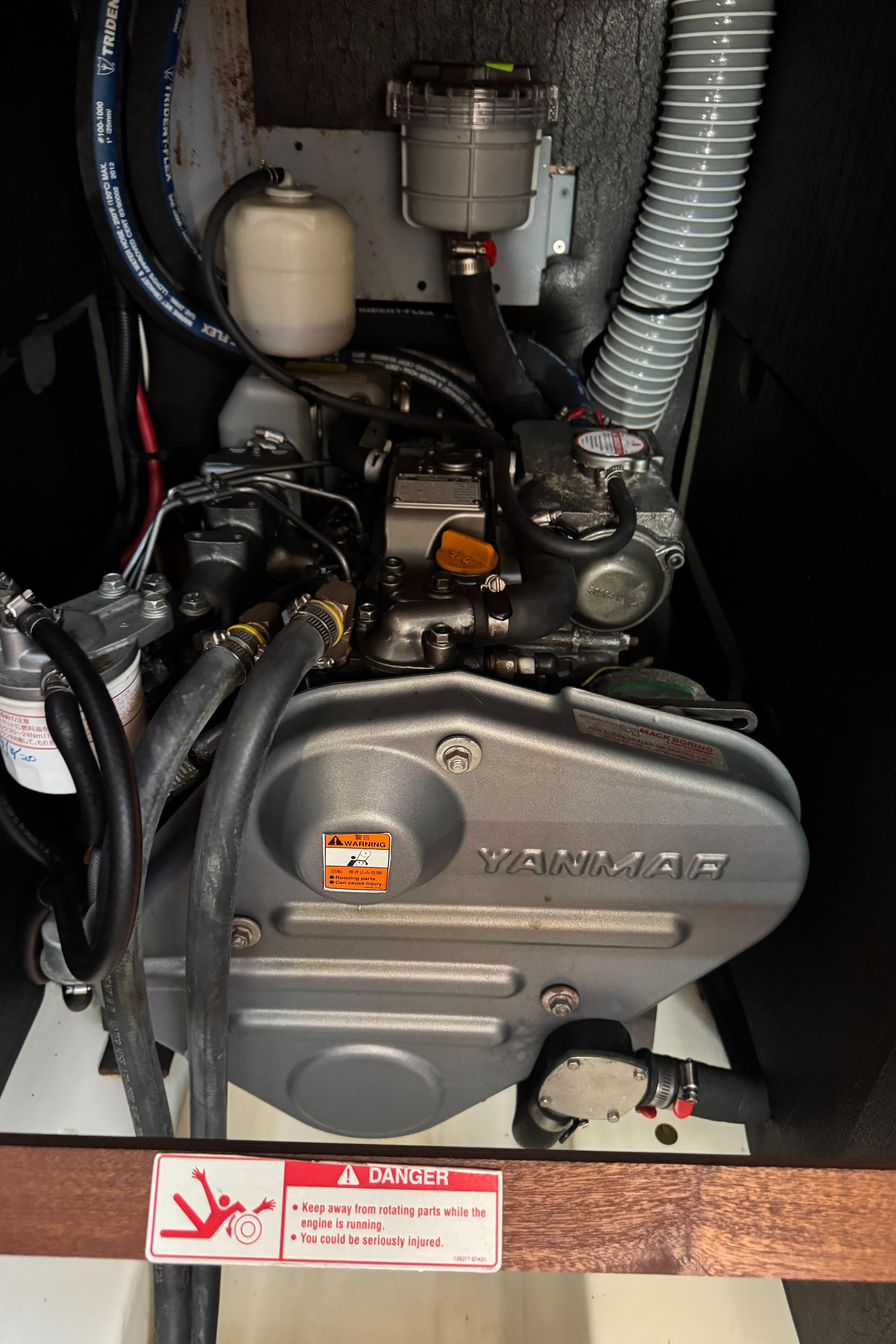 Yacht Photos Pics