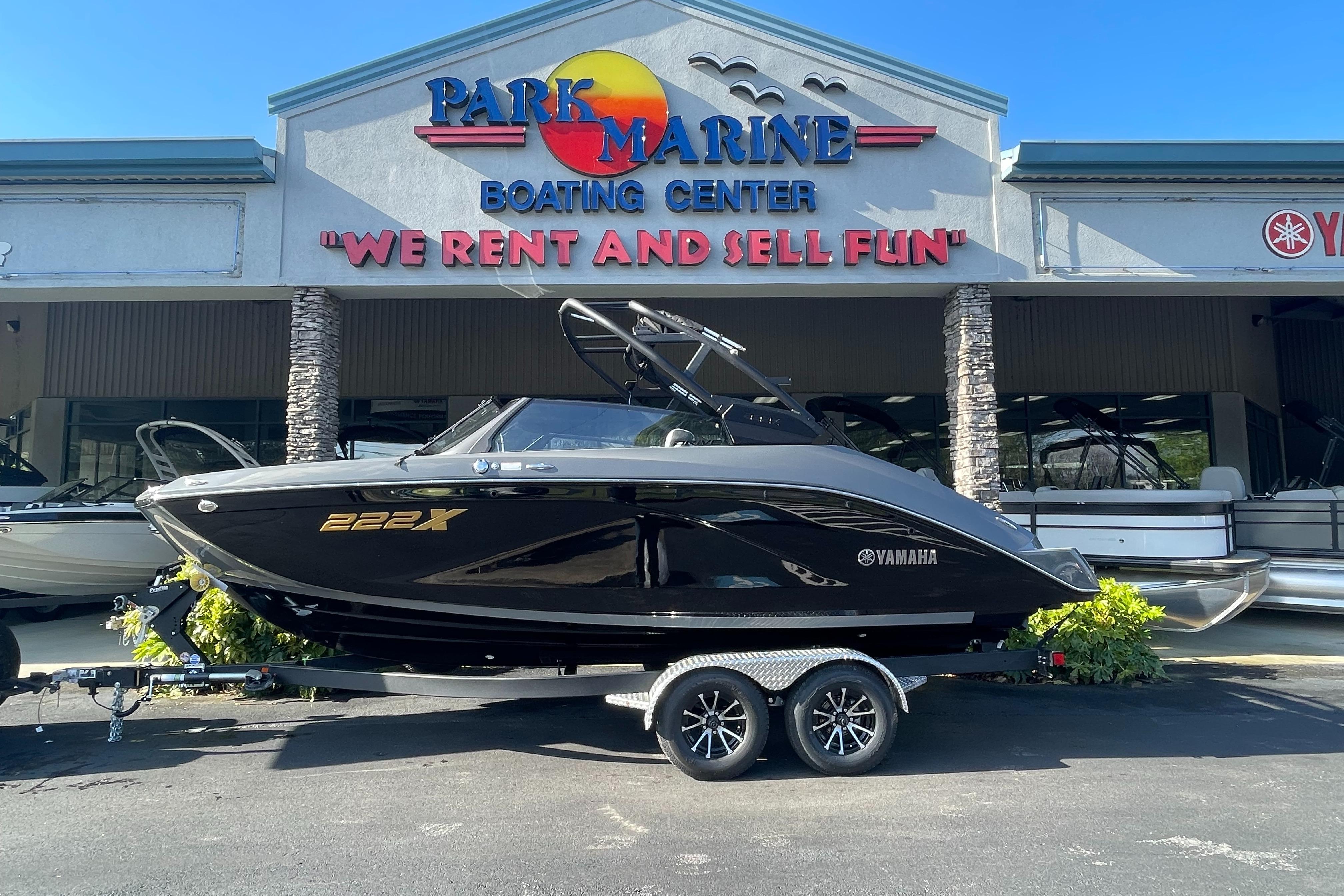 2025 Yamaha Boats 222XD