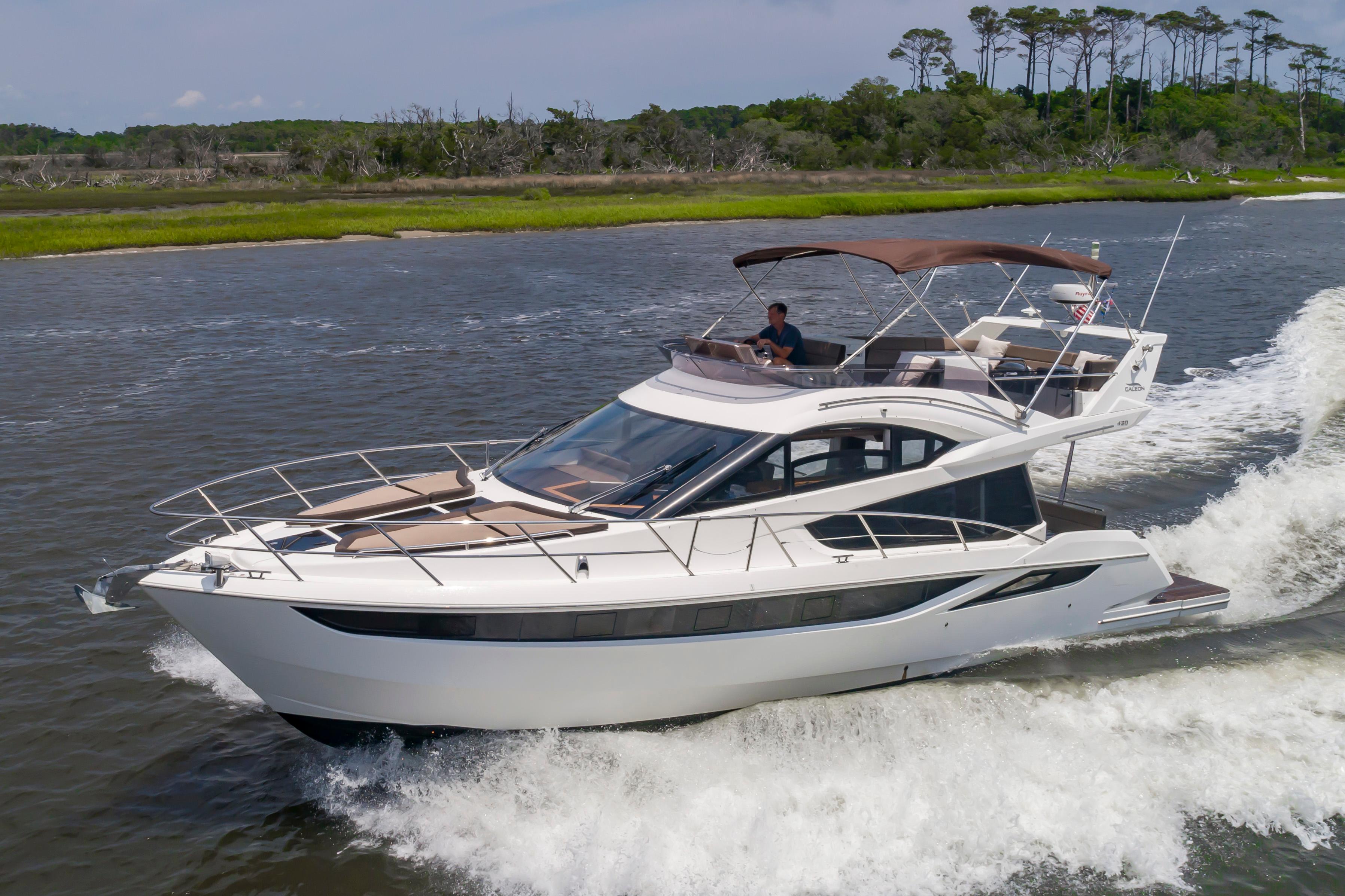 2018 Galeon 420 fly