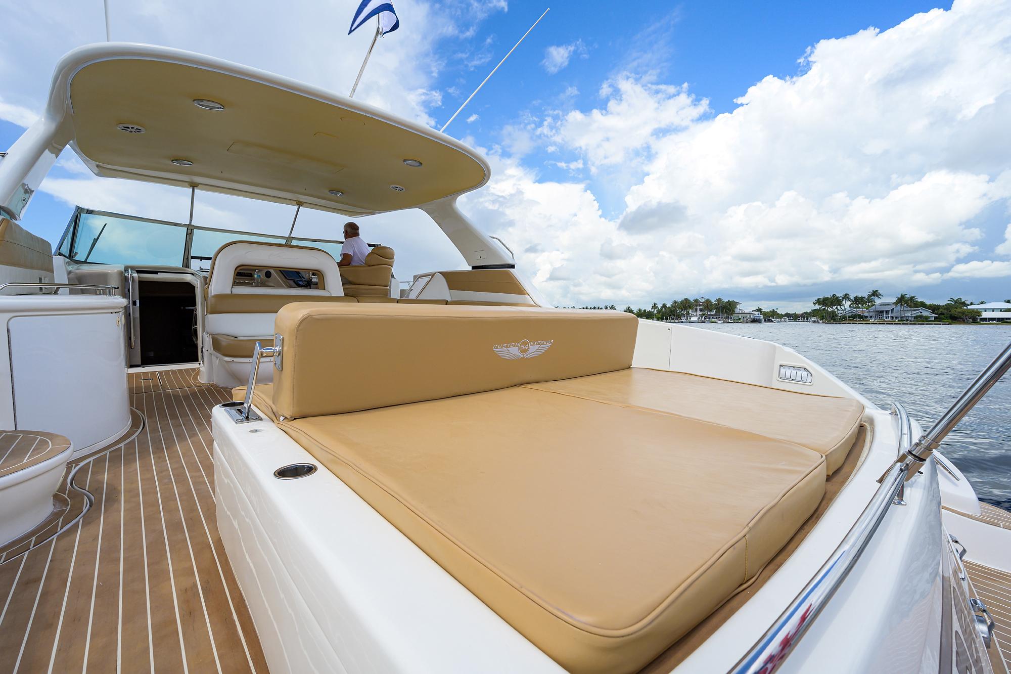 Sea Ray 54 Tigress - Sunpad