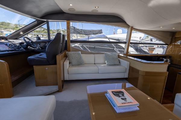 Princess Motor Yacht Sales - Used Princess 52