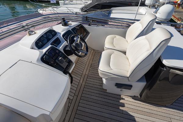 Princess Motor Yacht Sales - Used Princess 52