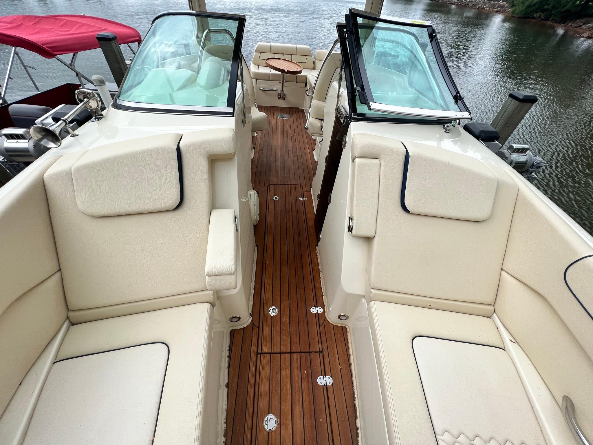 2022-chris-craft-launch-gt-28-power-9665555-973163316-0-270120250729-31