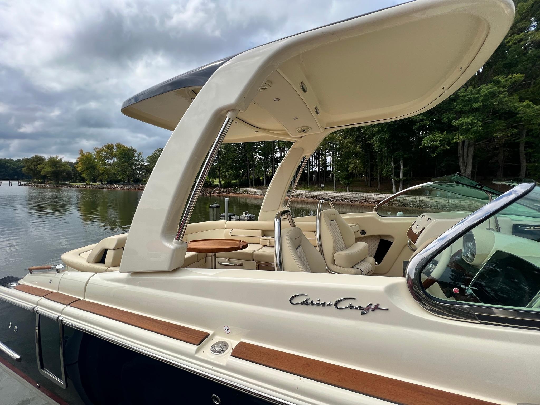 2022-chris-craft-launch-gt-28-power-9665555-973163318-0-270120250729-33