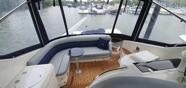 2004 Sealine S42