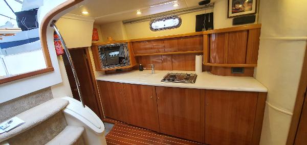 2004 Sealine S42