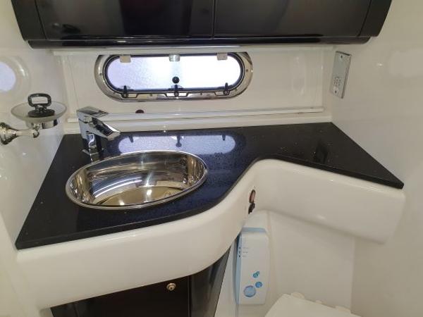 2004 Sealine S42