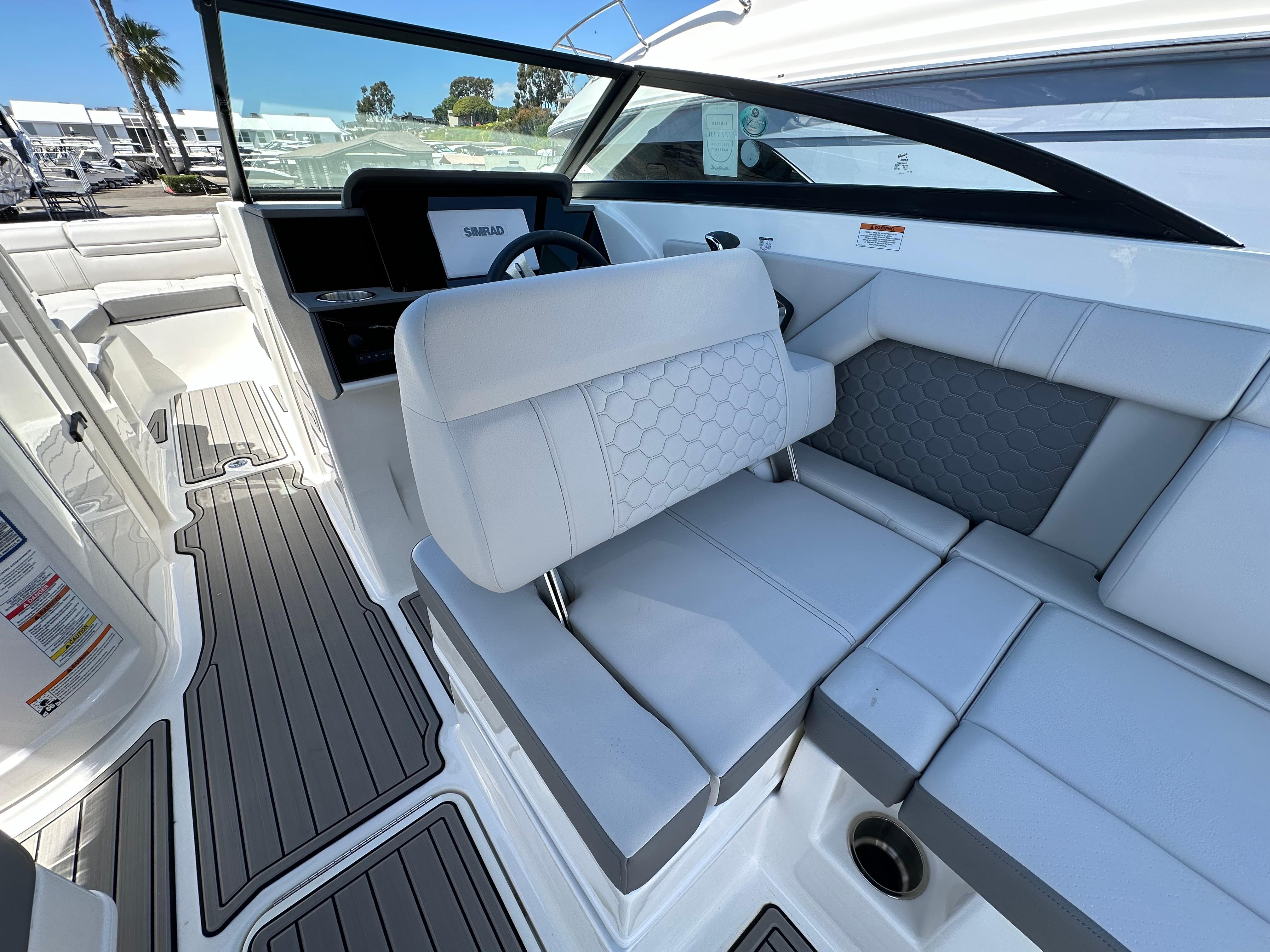 2024 Sea Ray SDX 270 Outboard #TBBB1884A inventory image at Sun Country Marine Group, Newport Beach 2024 Sea Ray SDX 270 Outboard #TBBB1884A inventory image at Sun Country Marine Group, Newport Beach