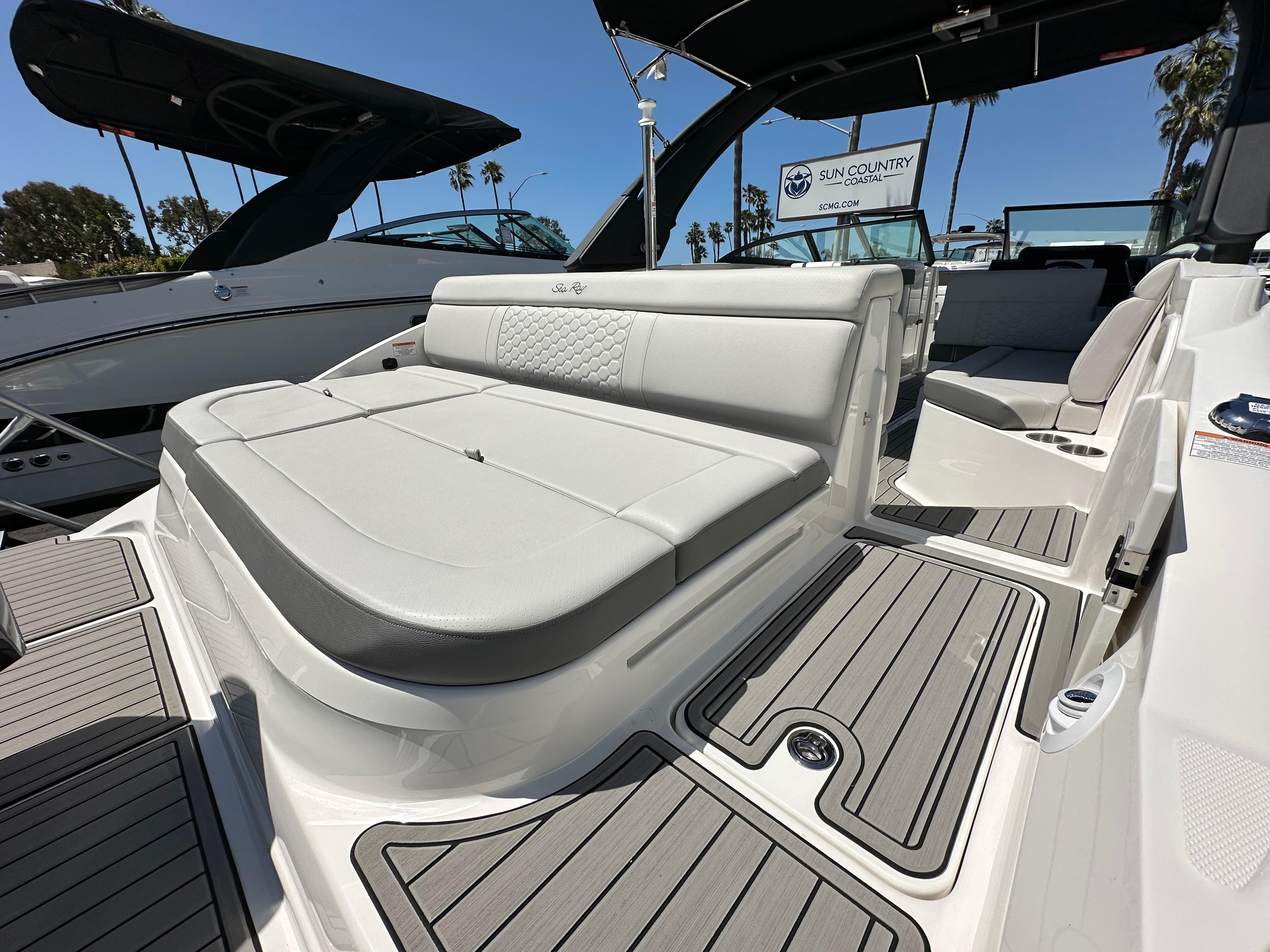 2024 Sea Ray SDX 270 Outboard #TBBB1884A inventory image at Sun Country Marine Group, Newport Beach 2024 Sea Ray SDX 270 Outboard #TBBB1884A inventory image at Sun Country Marine Group, Newport Beach