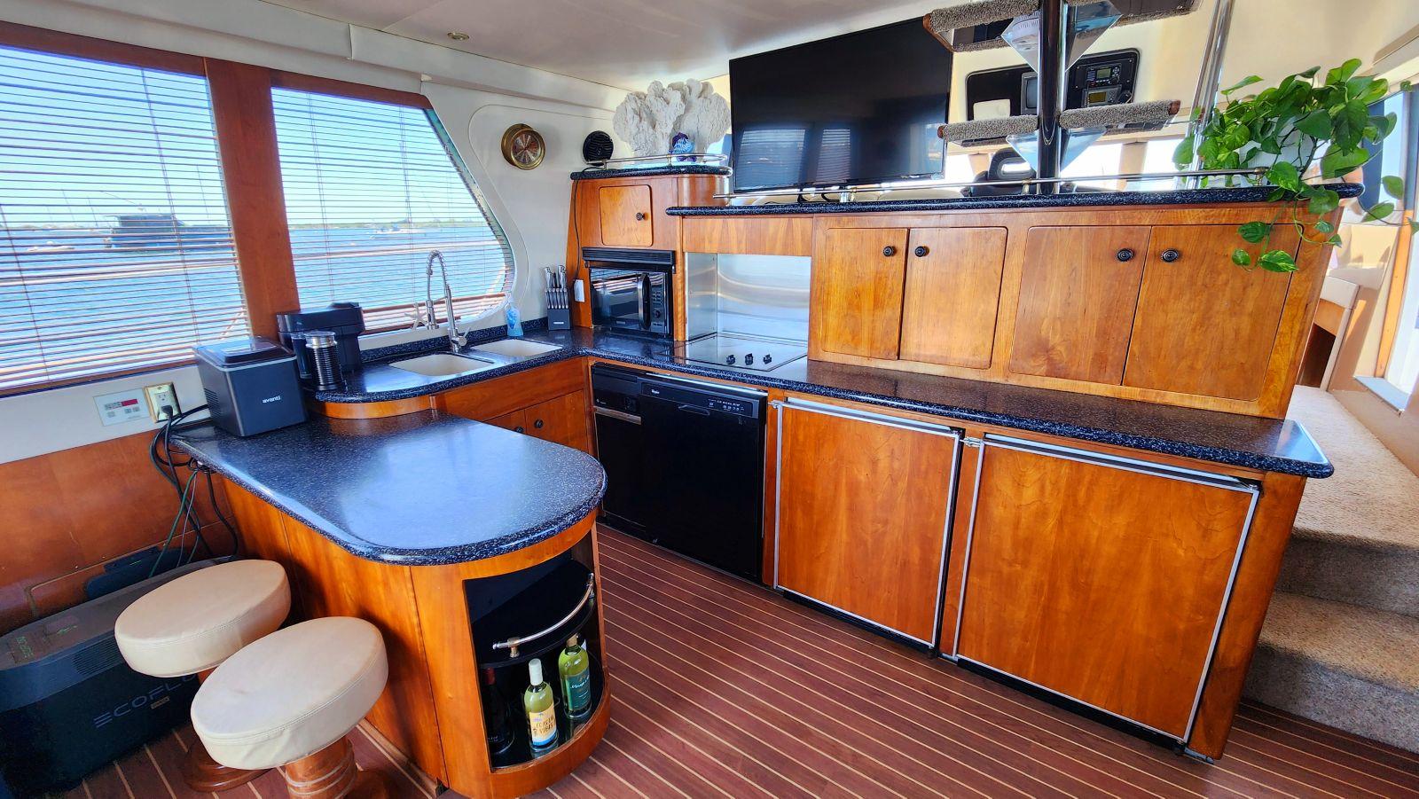 1999-carver-530-voyager-pilothouse-power-9765557-977093397-0-200420251614-29