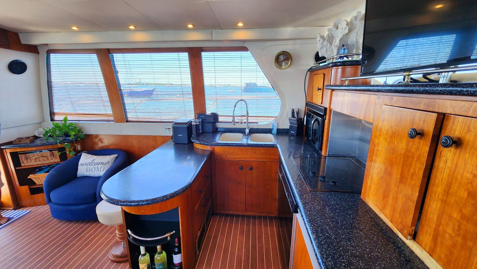 1999-carver-530-voyager-pilothouse-power-9765557-977093398-0-200420251614-30