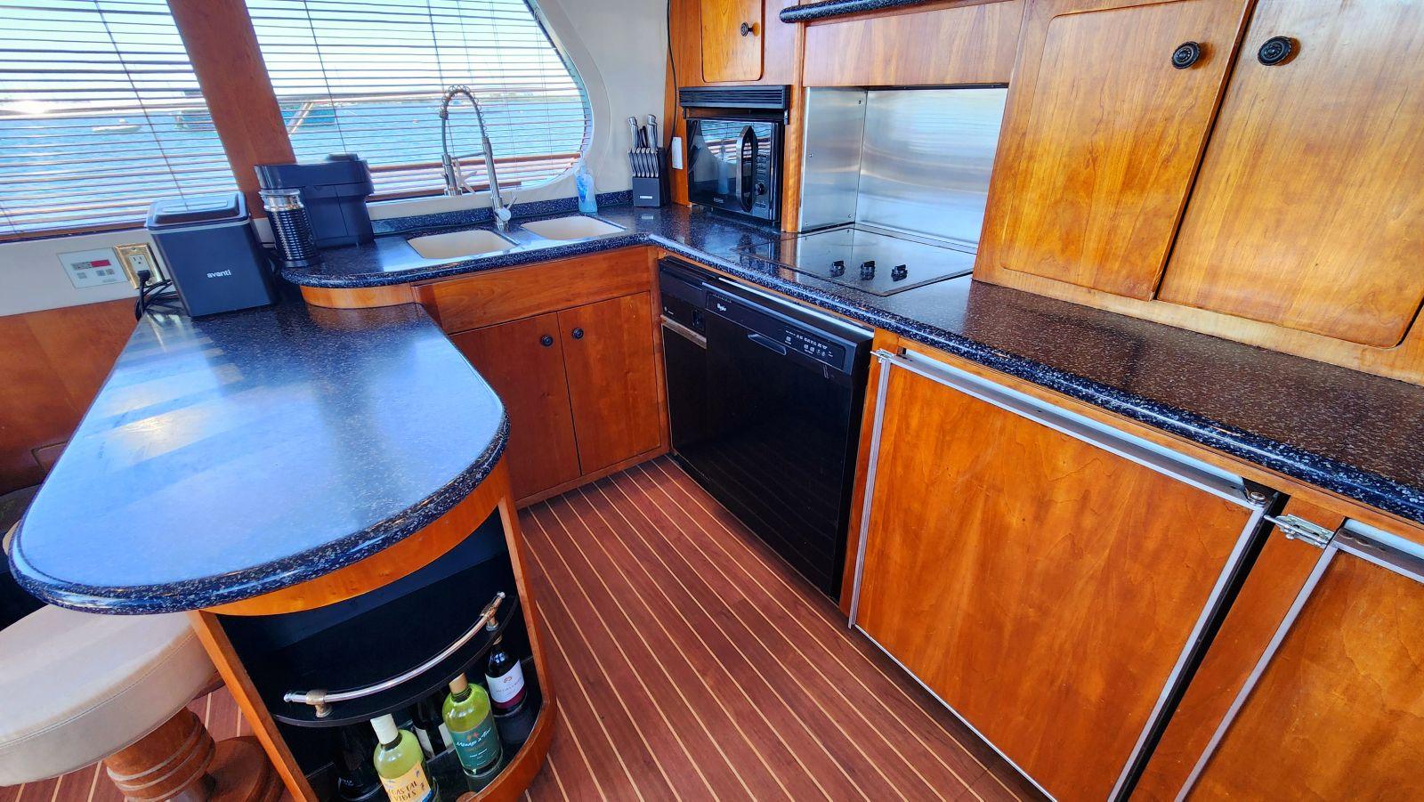 1999-carver-530-voyager-pilothouse-power-9765557-977093399-0-200420251614-31