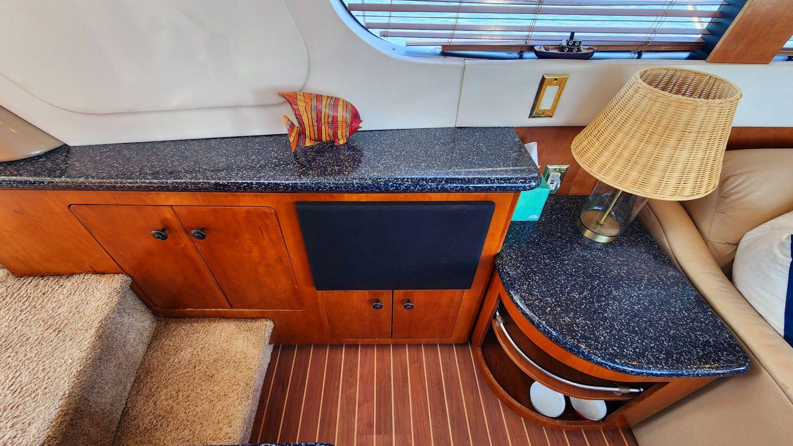1999-carver-530-voyager-pilothouse-power-9765557-977093405-0-200420251614-37