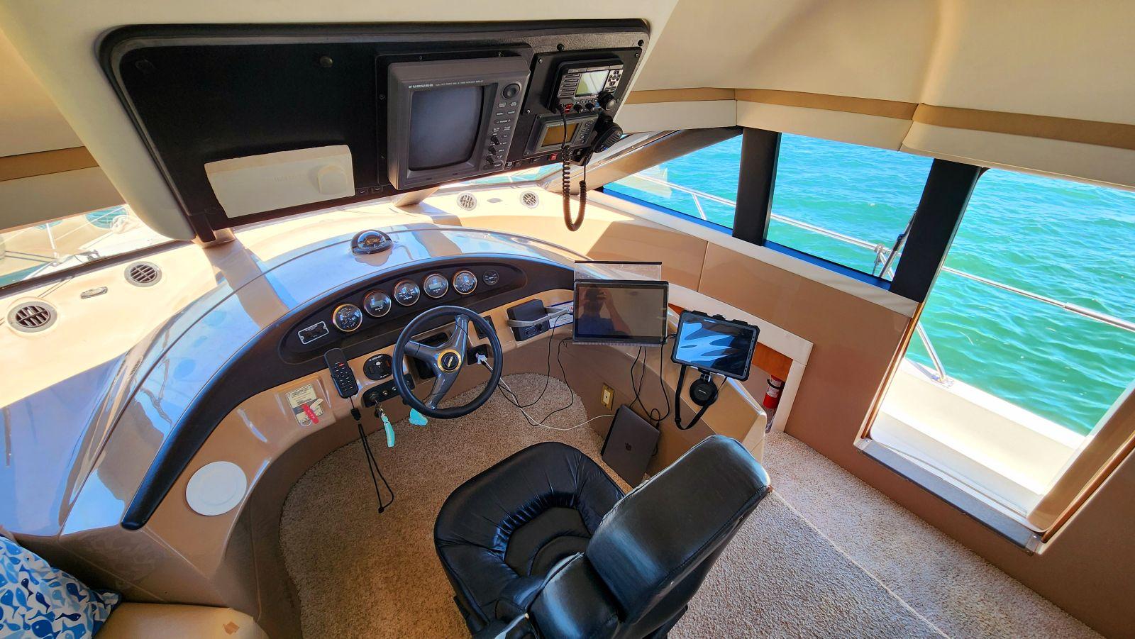 1999-carver-530-voyager-pilothouse-power-9765557-977093410-0-200420251614-42
