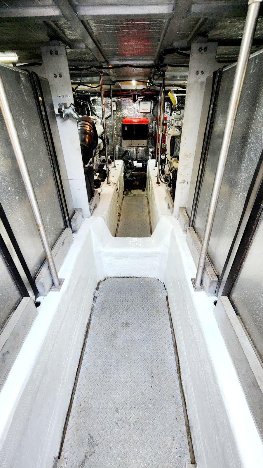 1999-carver-530-voyager-pilothouse-power-9765557-977093445-0-200420251614-77