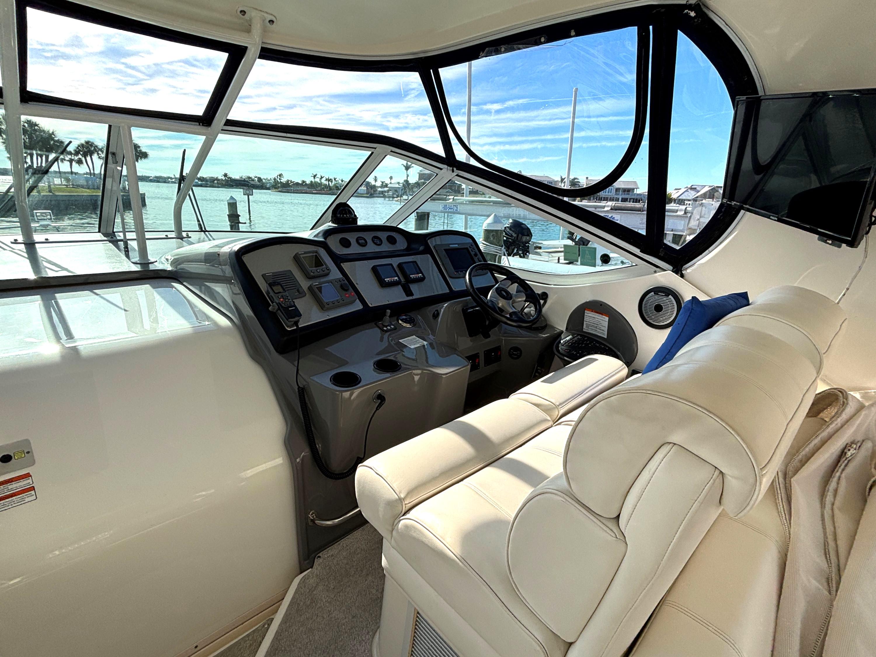 2006-cruisers-yachts-415-express-motoryacht-power-9695557-20250308060346791-1_XLARGE