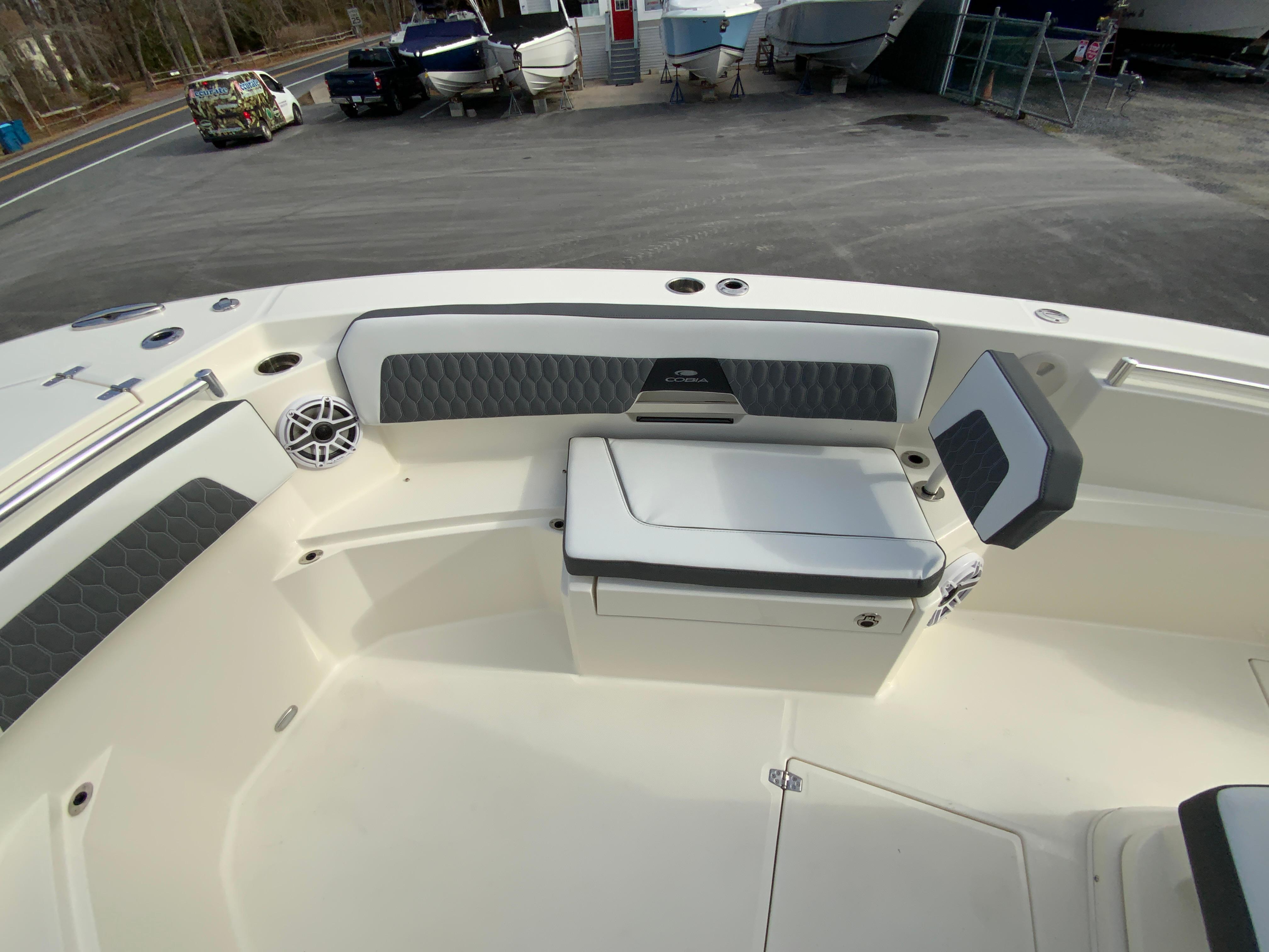 2025 Cobia 285 Open Center Console-57