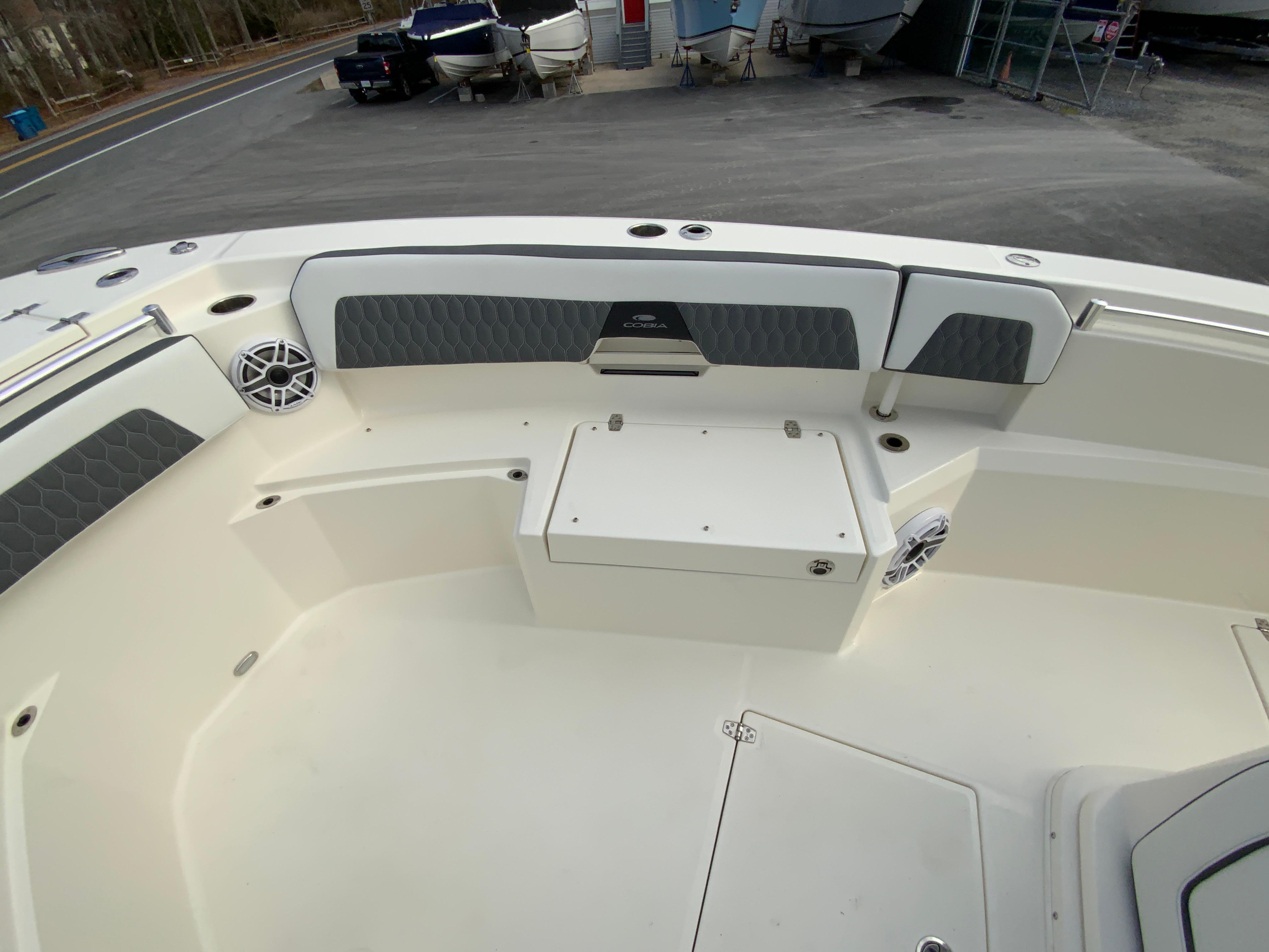 2025 Cobia 285 Open Center Console-61