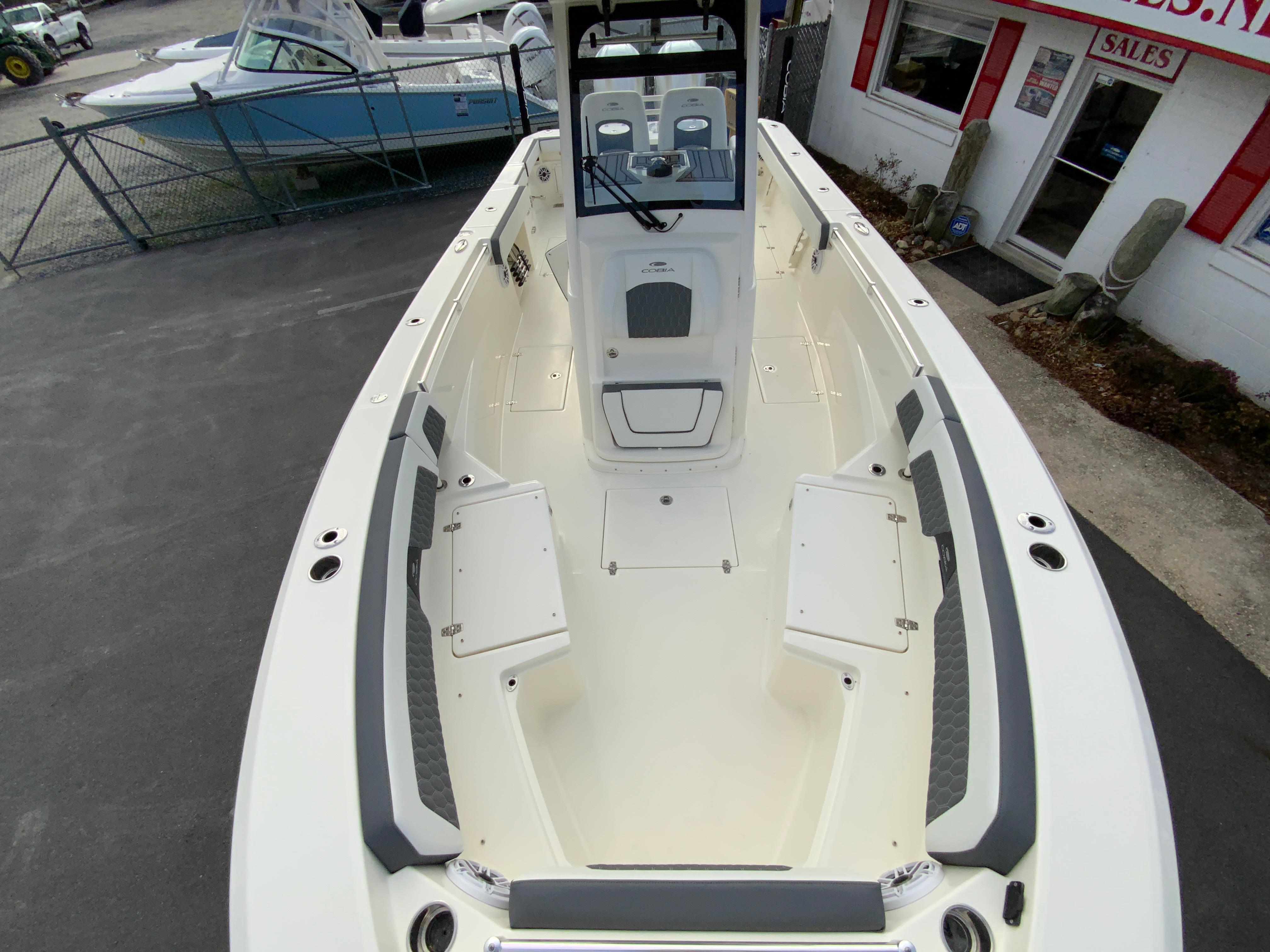 2025 Cobia 285 Open Center Console-63