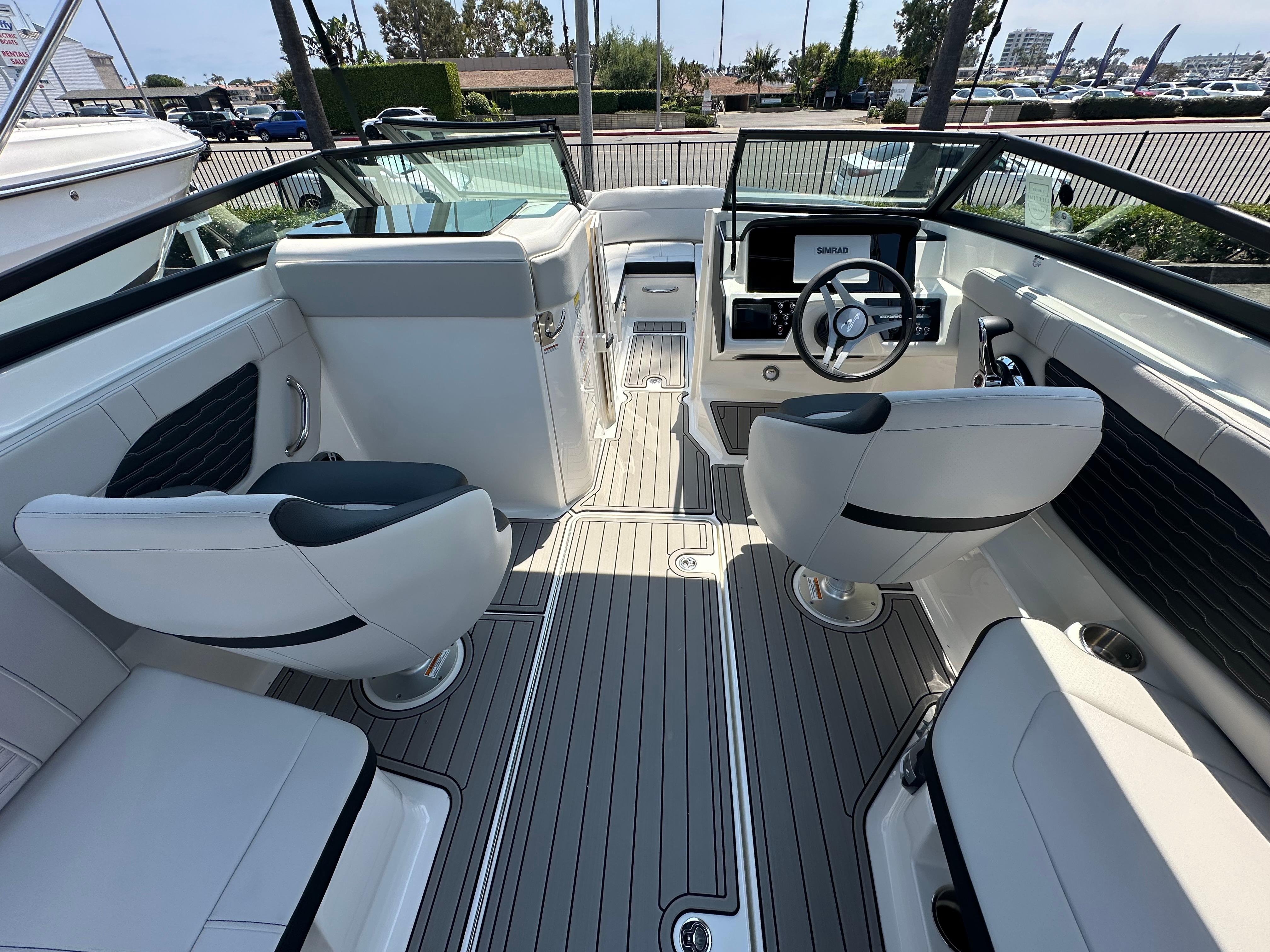 2024 Sea Ray SPX 230 #S2031B inventory image at Sun Country Marine Group, Newport Beach 2024 Sea Ray SPX 230 #S2031B inventory image at Sun Country Marine Group, Newport Beach