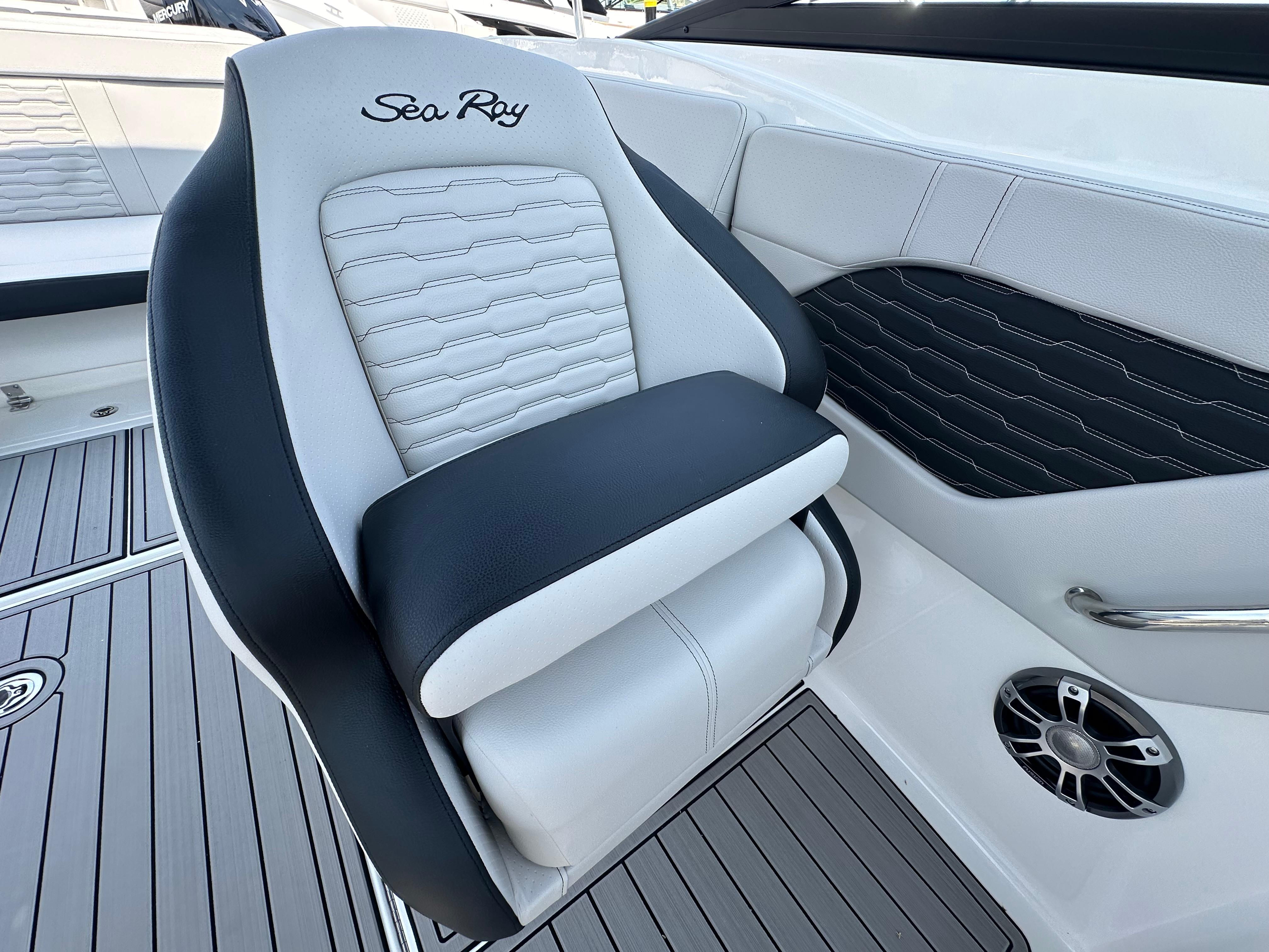 2024 Sea Ray SPX 230 #S2031B inventory image at Sun Country Marine Group, Newport Beach 2024 Sea Ray SPX 230 #S2031B inventory image at Sun Country Marine Group, Newport Beach