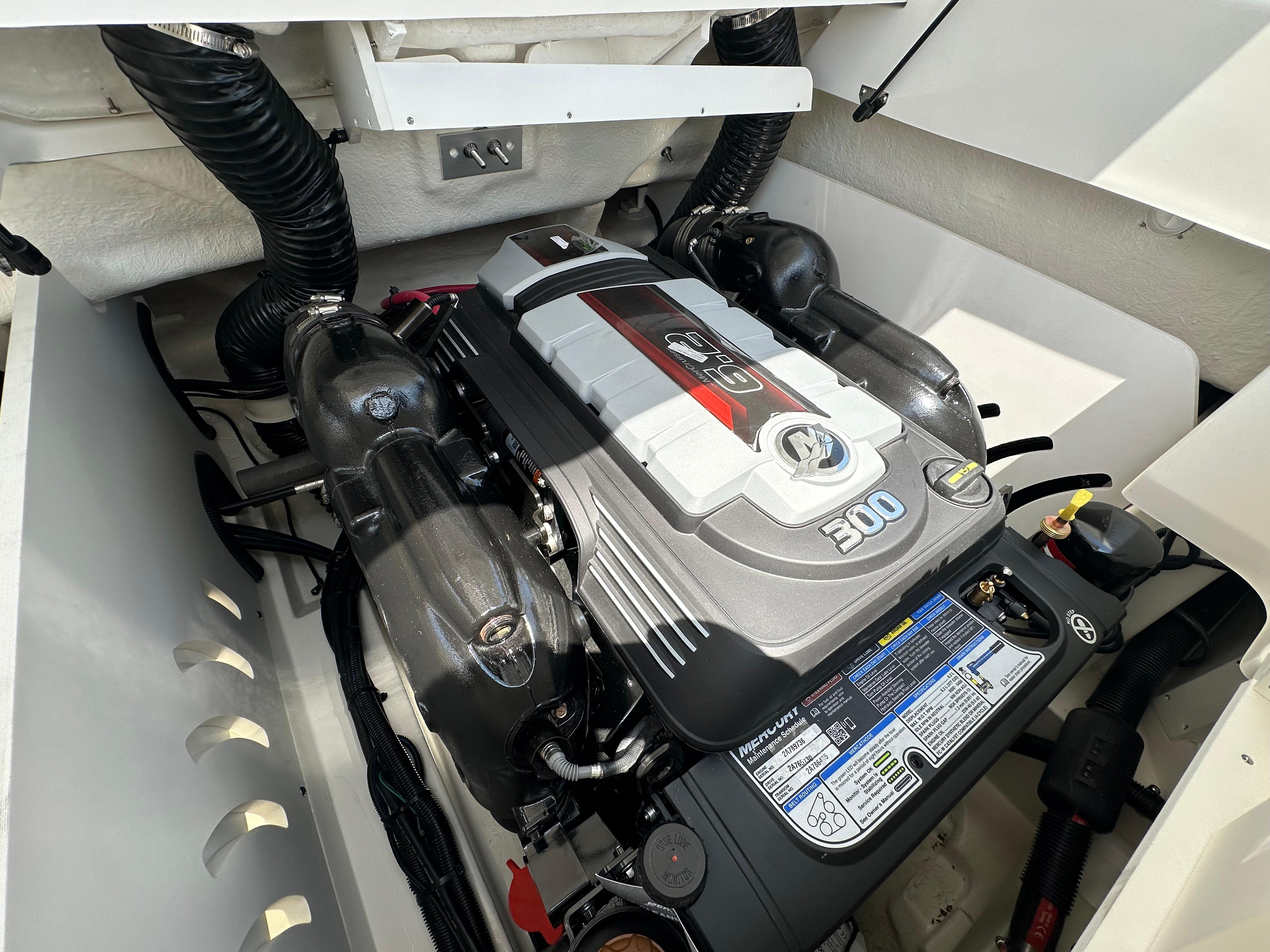 2024 Sea Ray SPX 230 #S2031B inventory image at Sun Country Marine Group, Newport Beach 2024 Sea Ray SPX 230 #S2031B inventory image at Sun Country Marine Group, Newport Beach