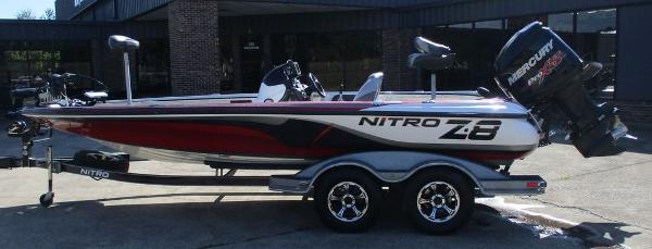 2015 Nitro boat for sale, model of the boat is Z Series Z-8 & Image # 1 of 17