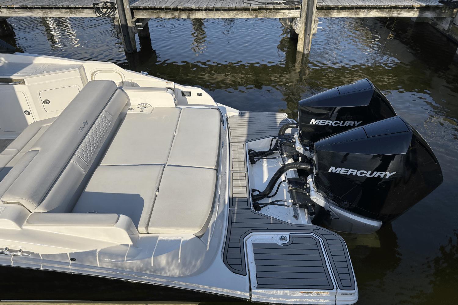 2023-sea-ray-290-sdx-ob-power-9755567-976795982-0-140420250927-17