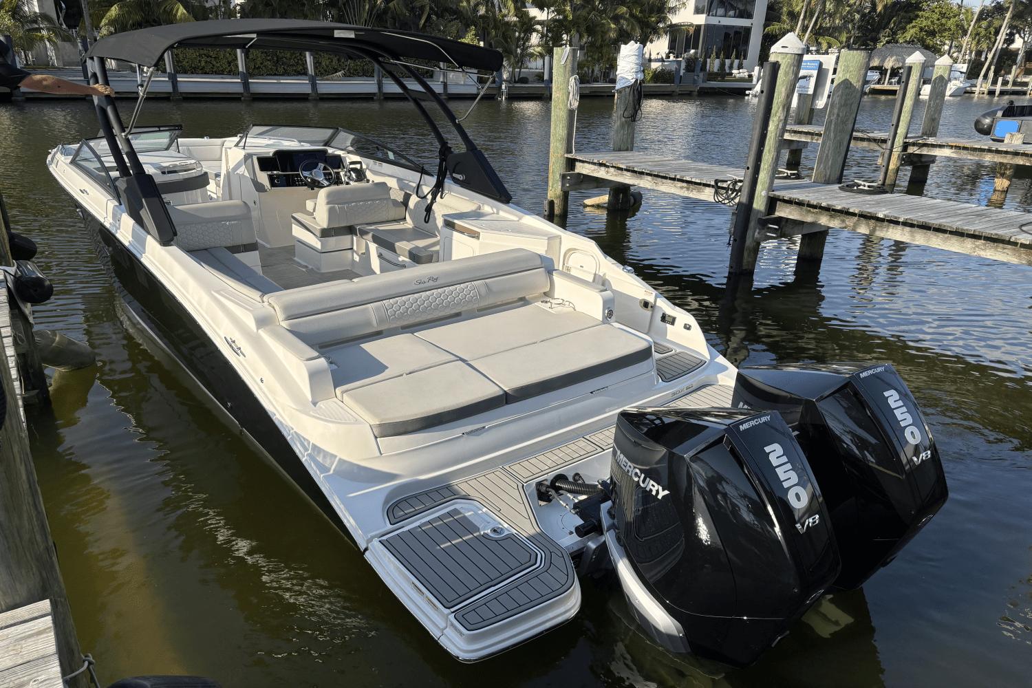 2023-sea-ray-290-sdx-ob-power-9755567-976796009-0-140420250927-22