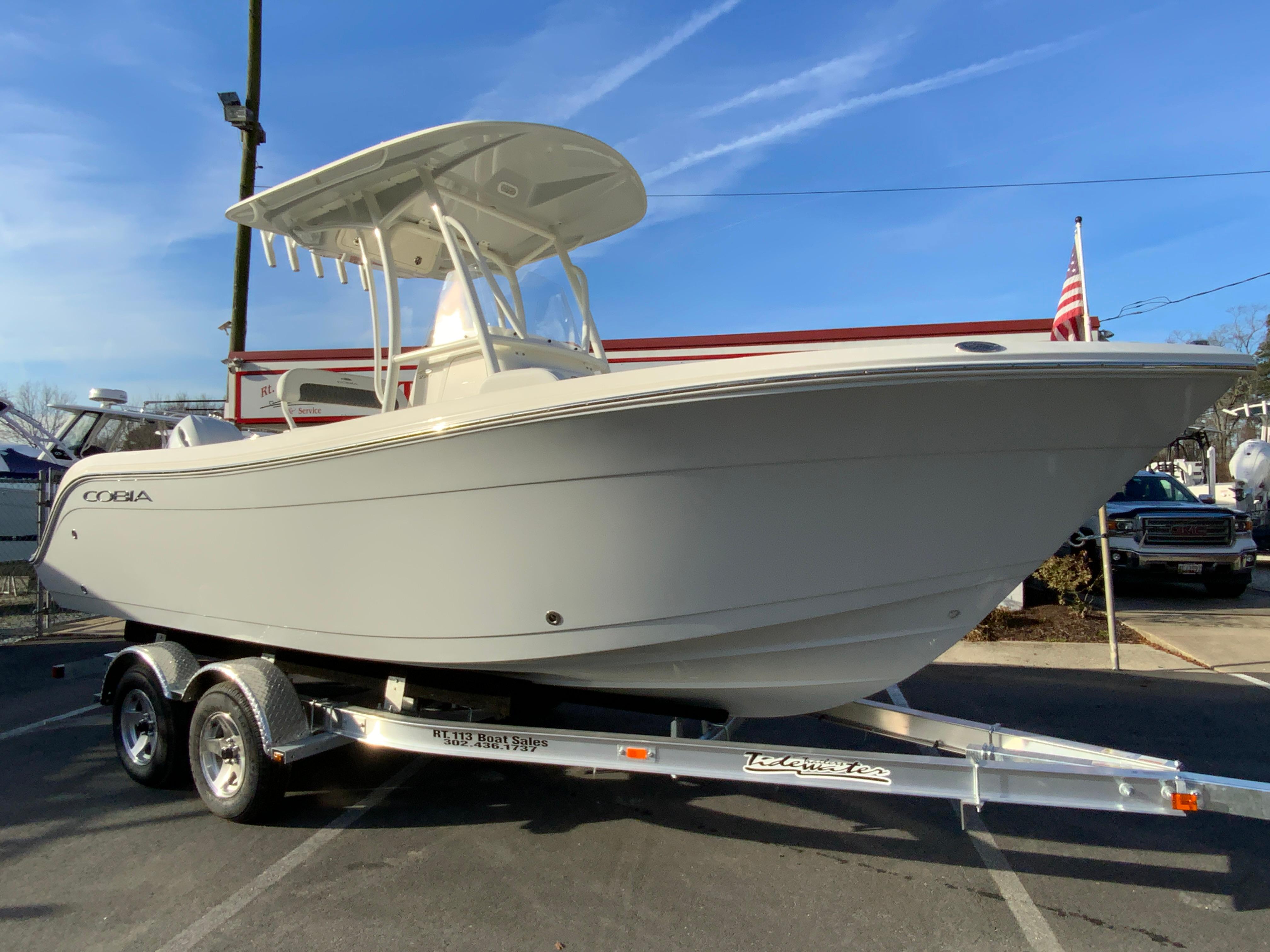 2025 Cobia 220 Center Console-2