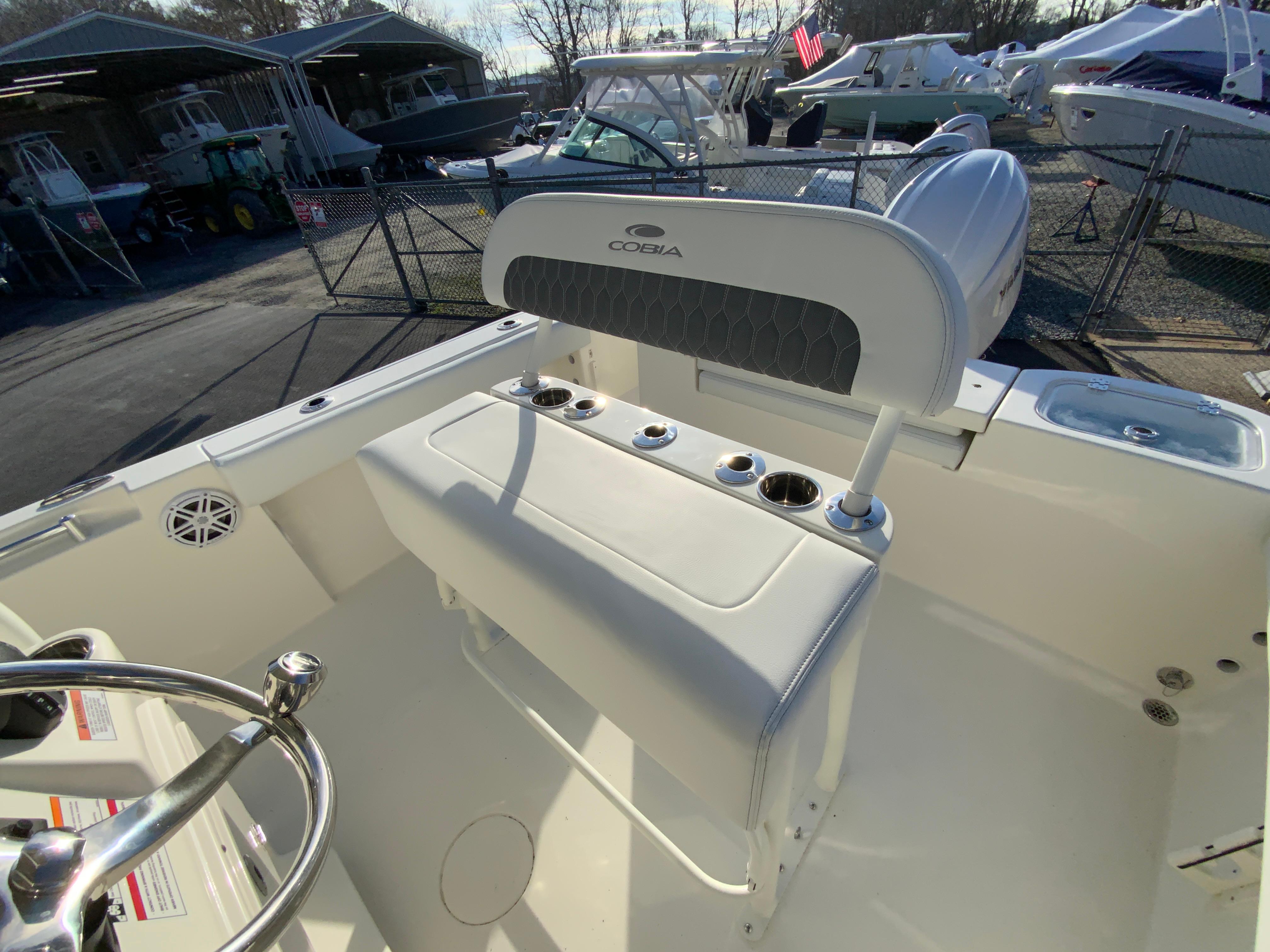 2025 Cobia 220 Center Console-12