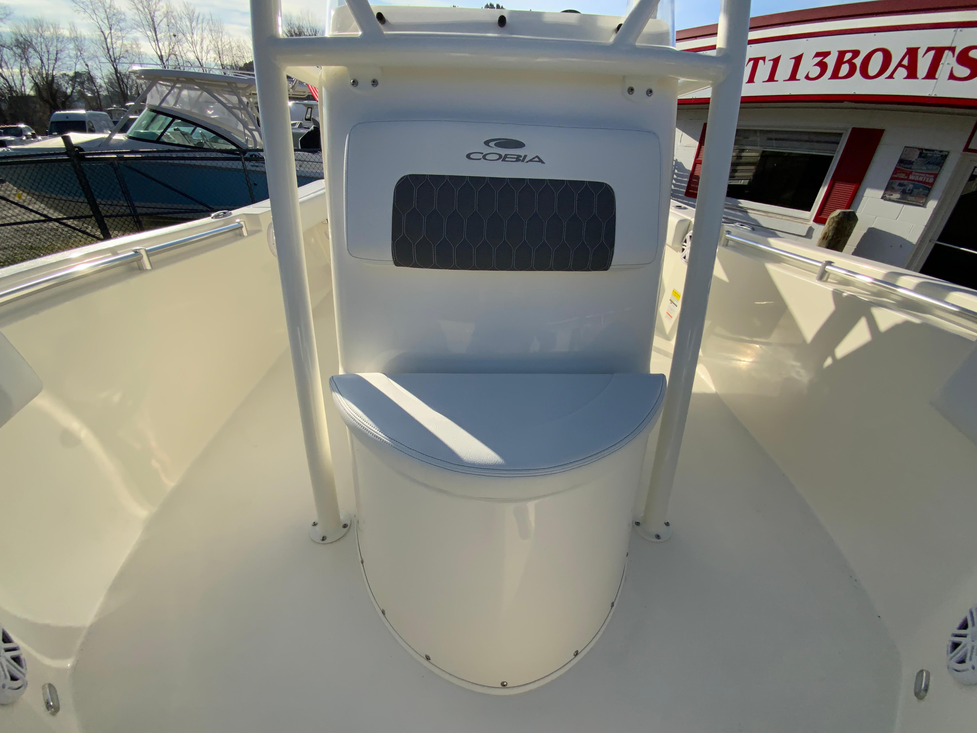 2025 Cobia 220 Center Console-30