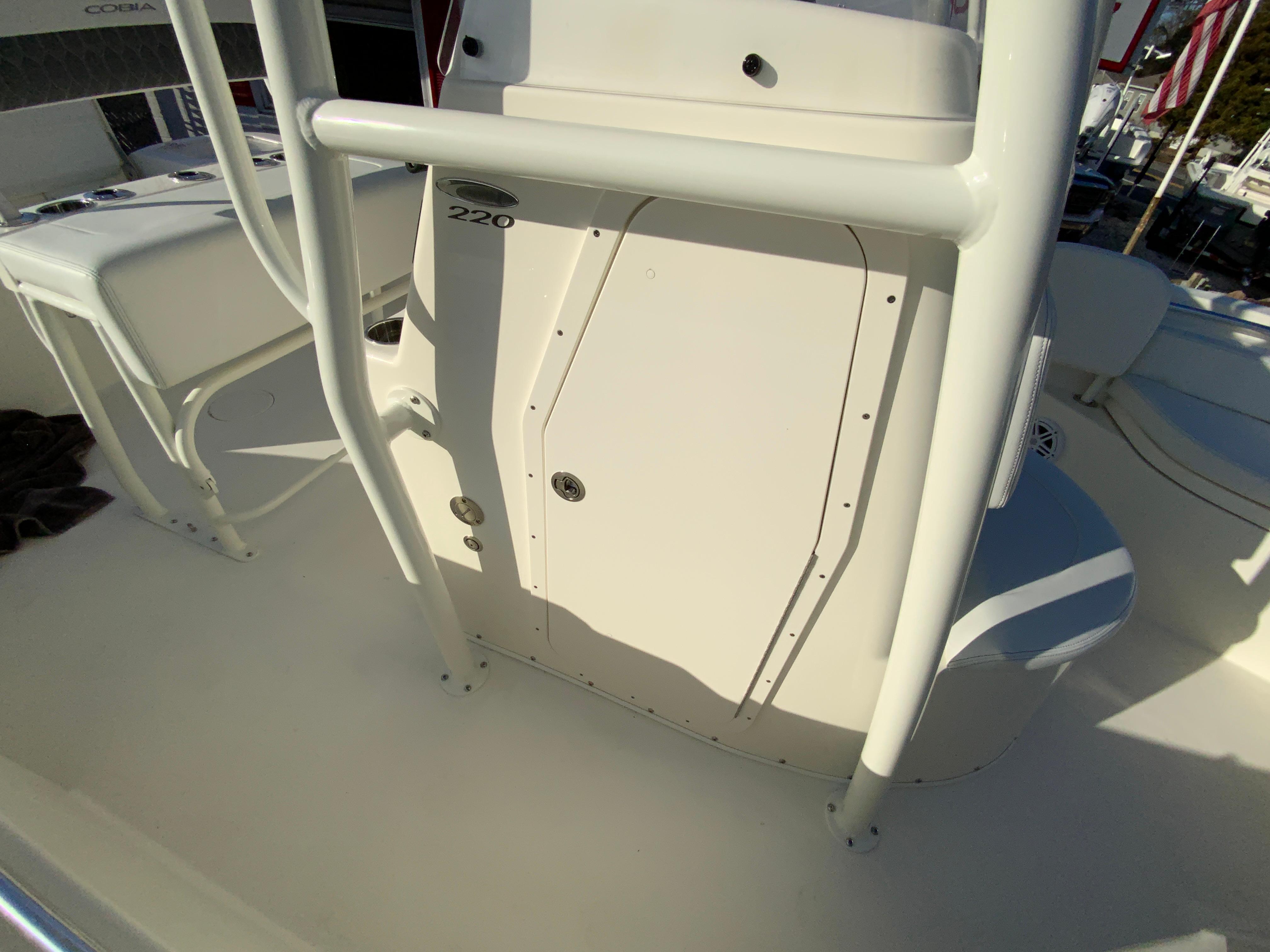 2025 Cobia 220 Center Console-32