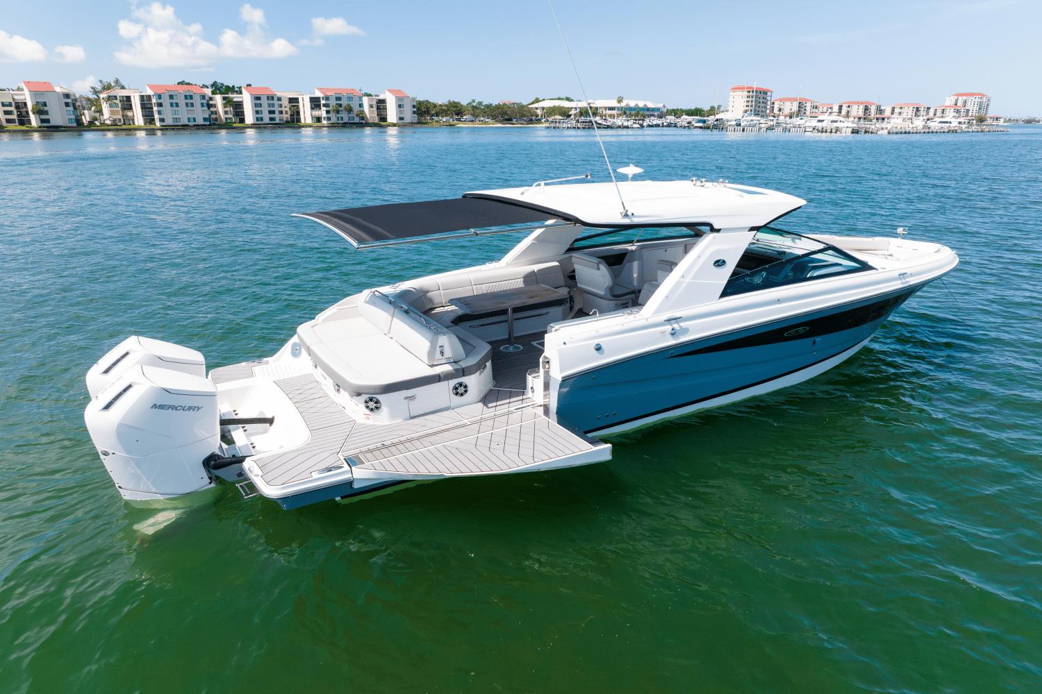 32 ft Sea Ray 2020