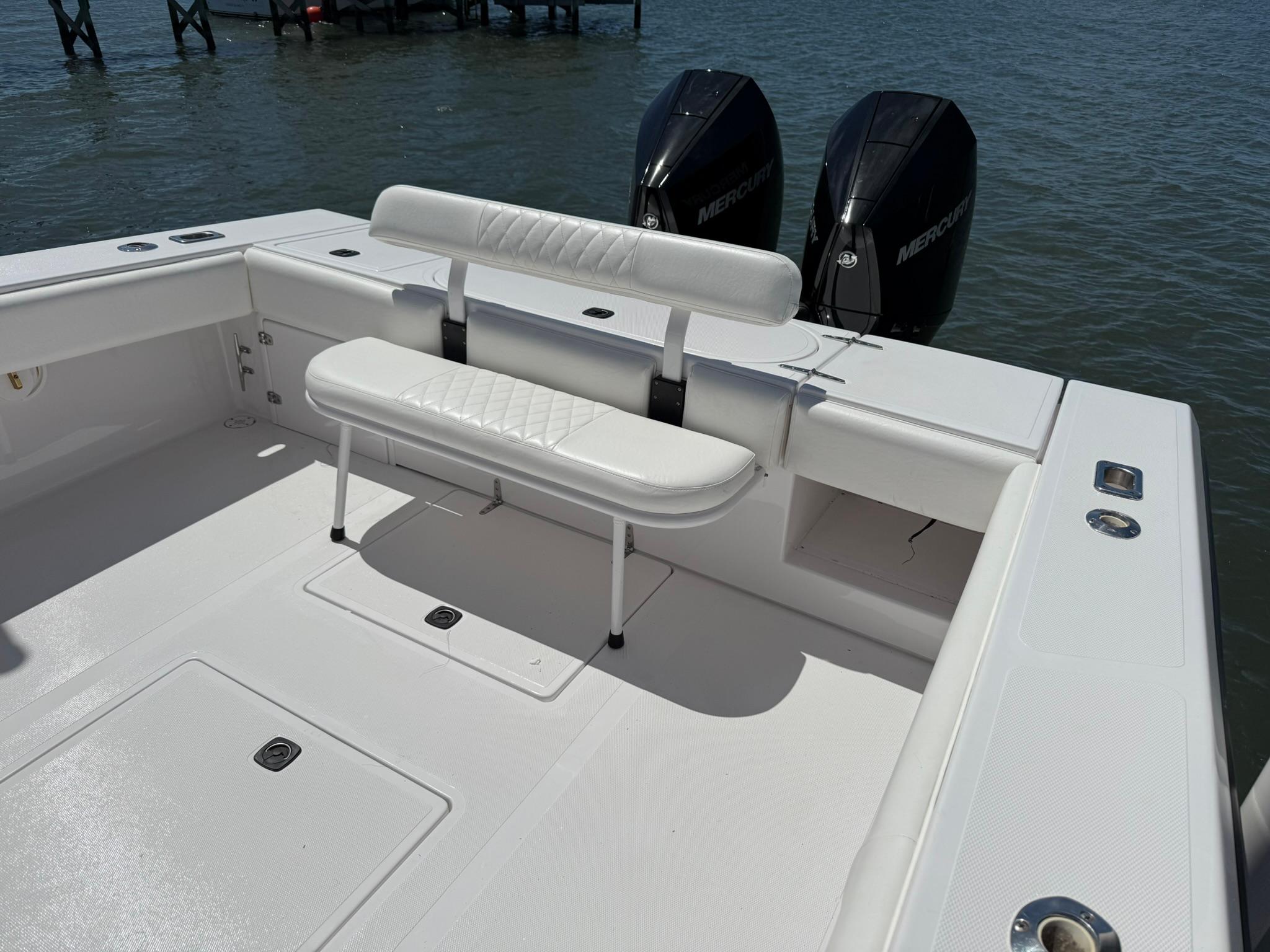 1998-venture-center-console-power-9725584-20250324083155854-1_XLARGE