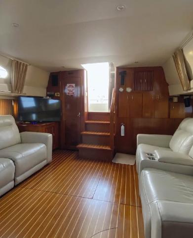 2004-carver-444-cockpit-motor-yacht-power-9645584-20241230191156162-1_XLARGE
