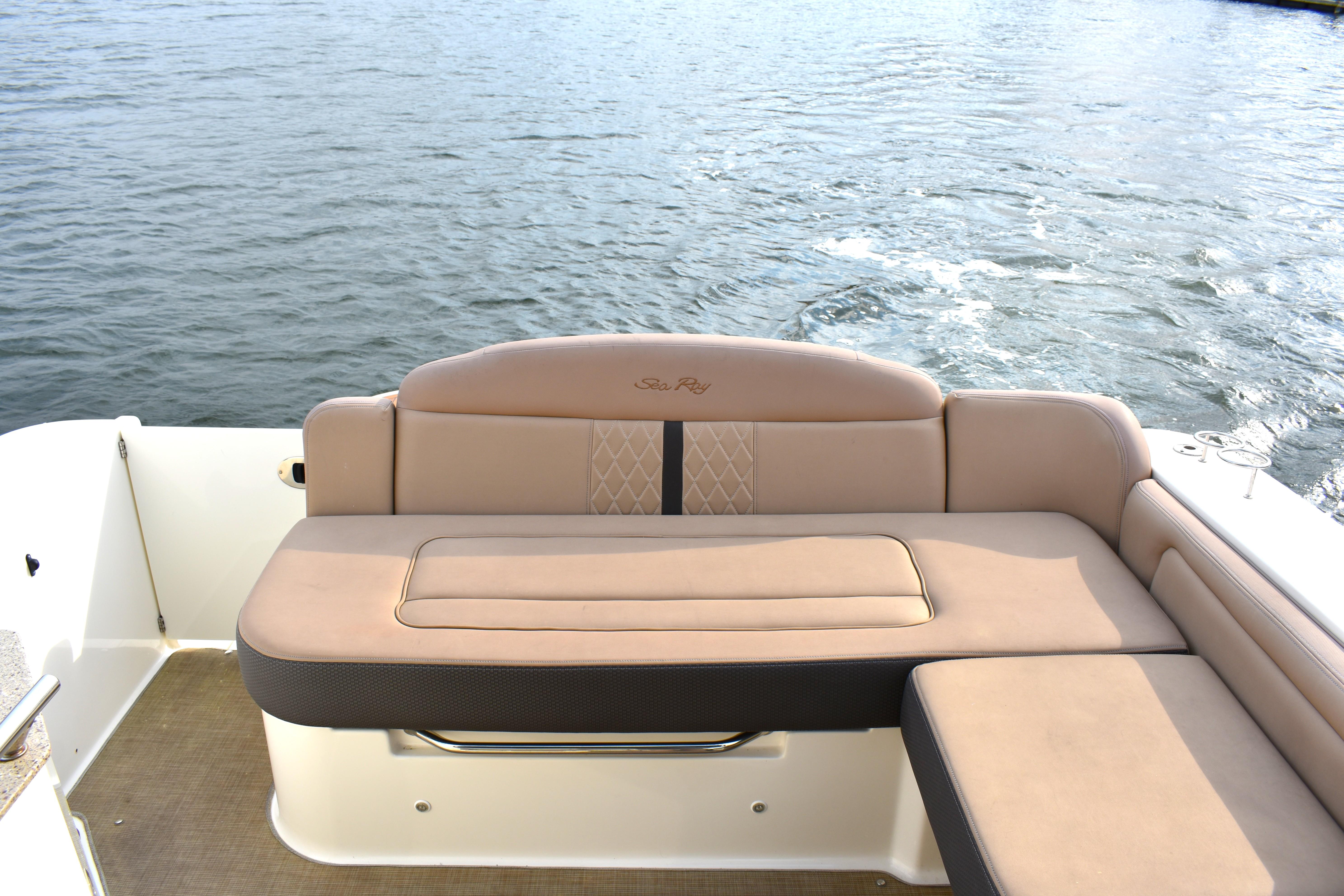 2016-sea-ray-310-sundancer-power-9675586-20250403104241193-1_XLARGE